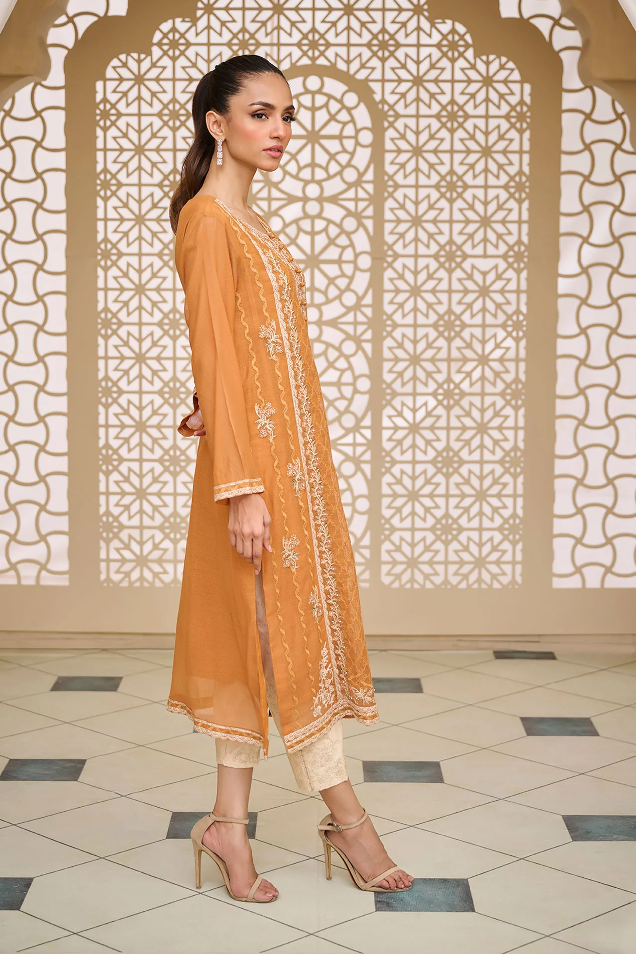 DA-1755 ORANGE EMBROIDERED KURTA - Image 2