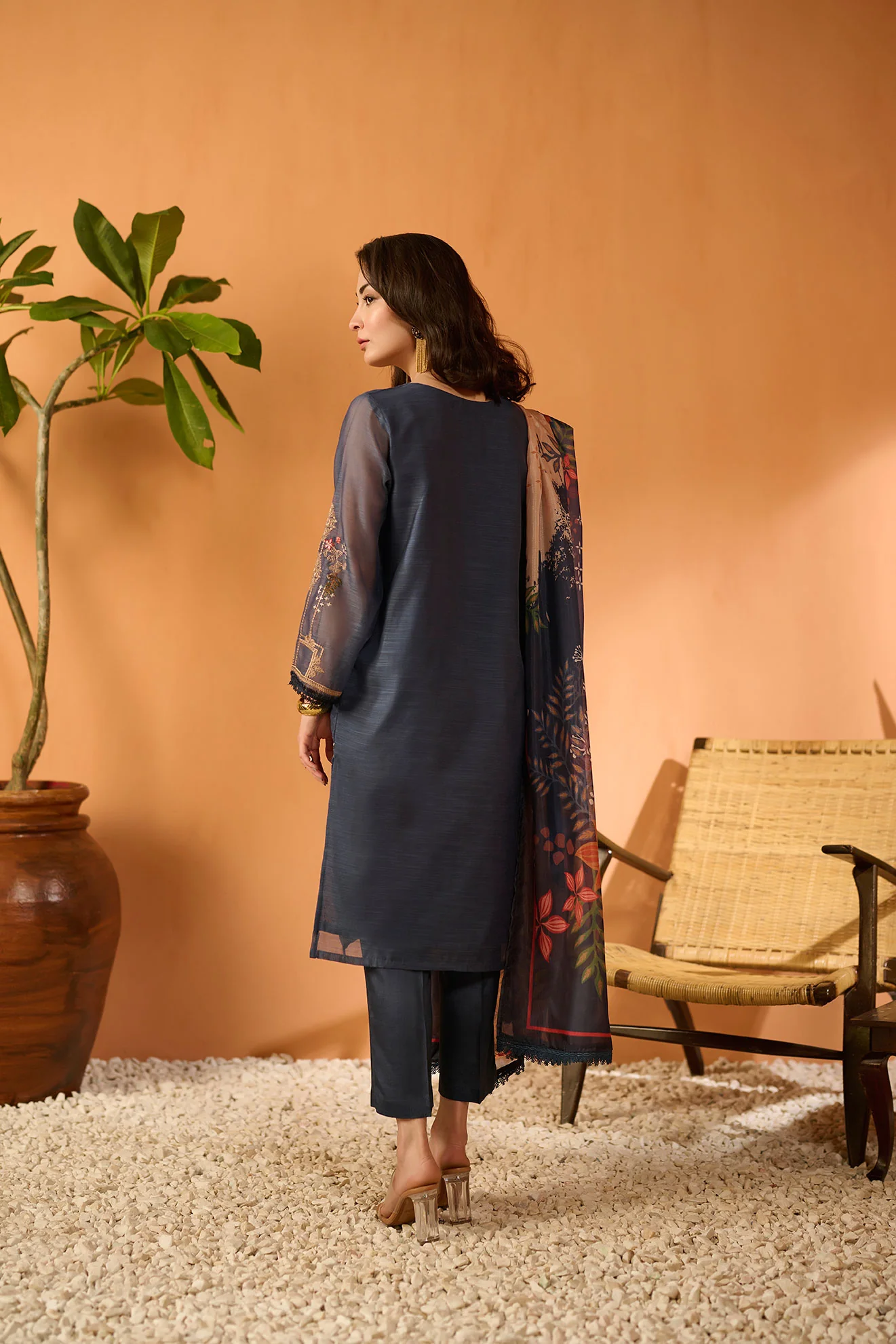 DA-2063 NAVY BLUE EMBROIDERED KURTA WITH DUPATTA - Image 3