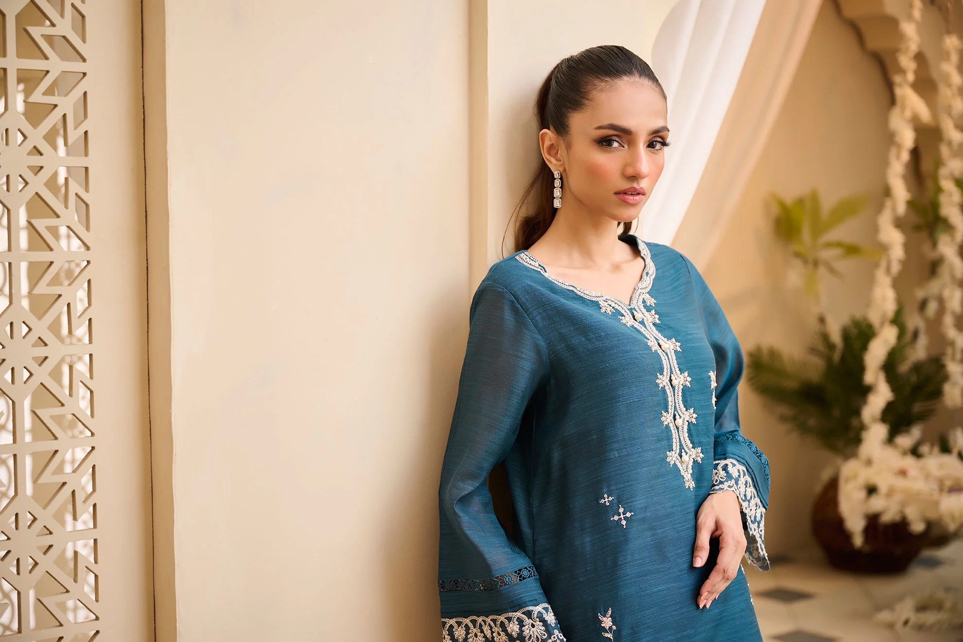 DA-2151 TURQUOISE BLUE EMBROIDERED KURTA - Image 3