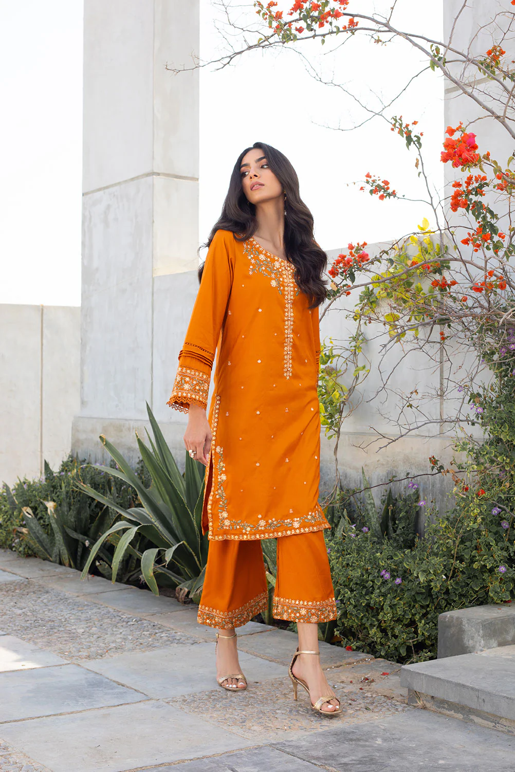 DA-2304 MUSTARD EMBROIDERED KURTA WITH TROUSER - Image 2