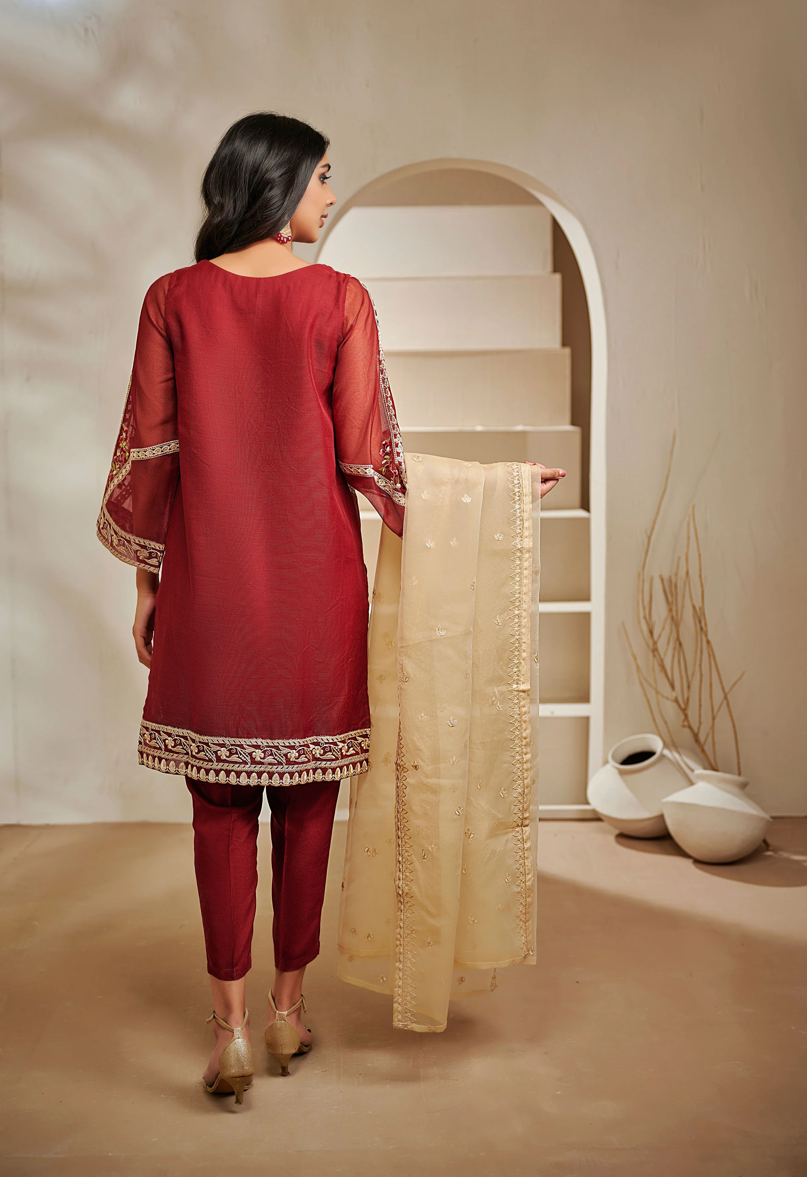 DA-1363 MAROON EMBROIDERED KURTA WITH DUPATTA - Image 2