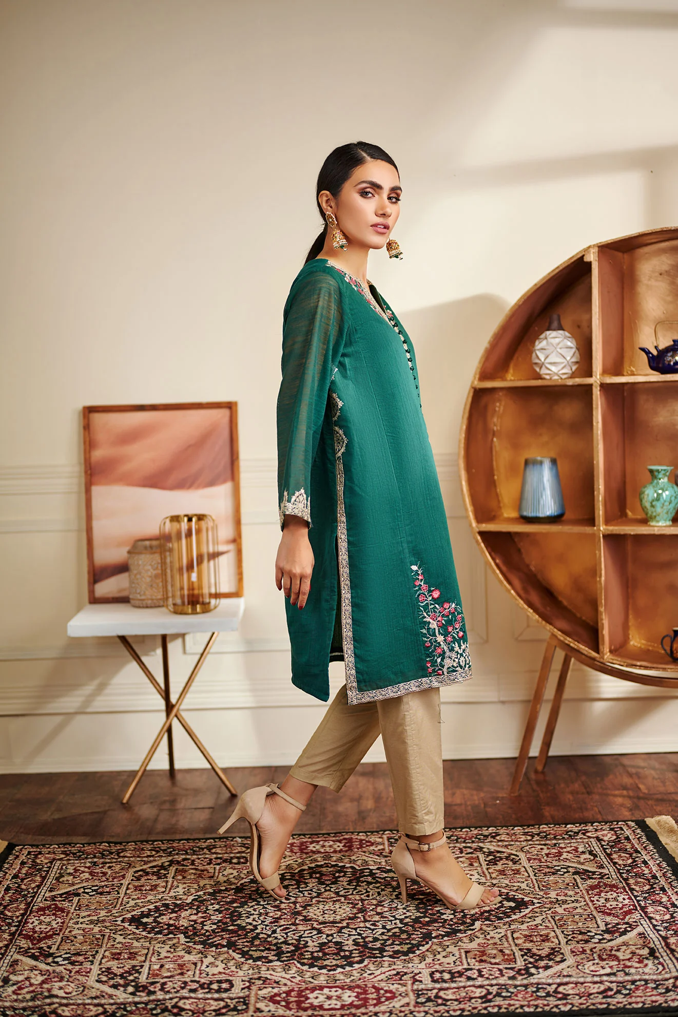 DA-1462 GREEN EMBROIDERED KURTA - Image 2