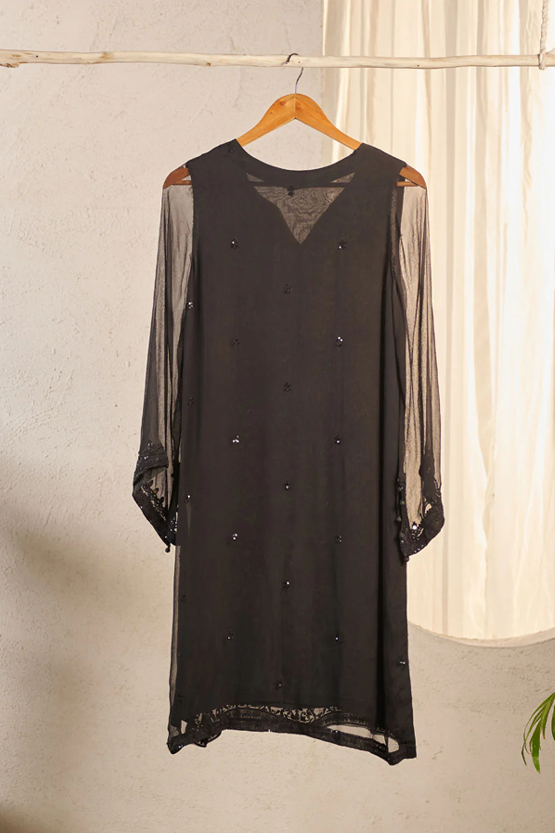 DA-1540 BLACK EMBROIDERED KURTA - Image 2