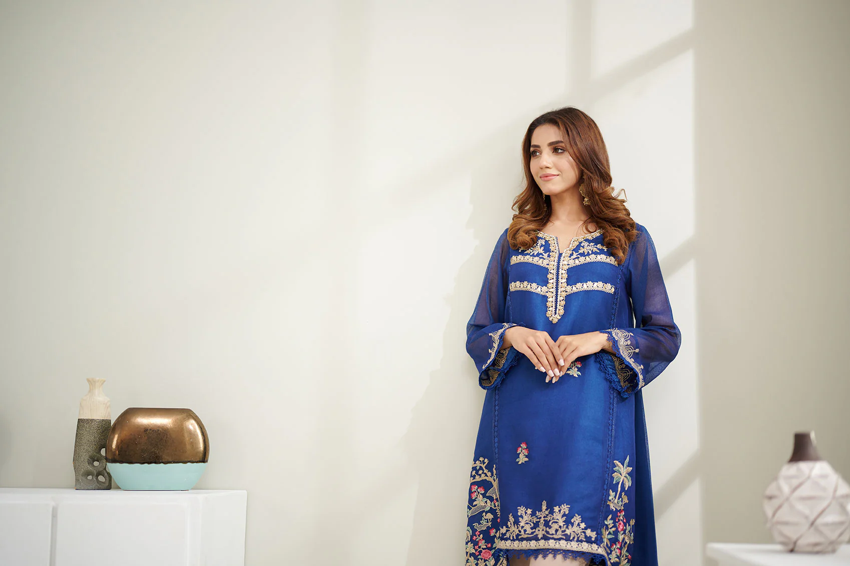 DA-1575 BLUE EMBROIDERED KURTA - Image 3