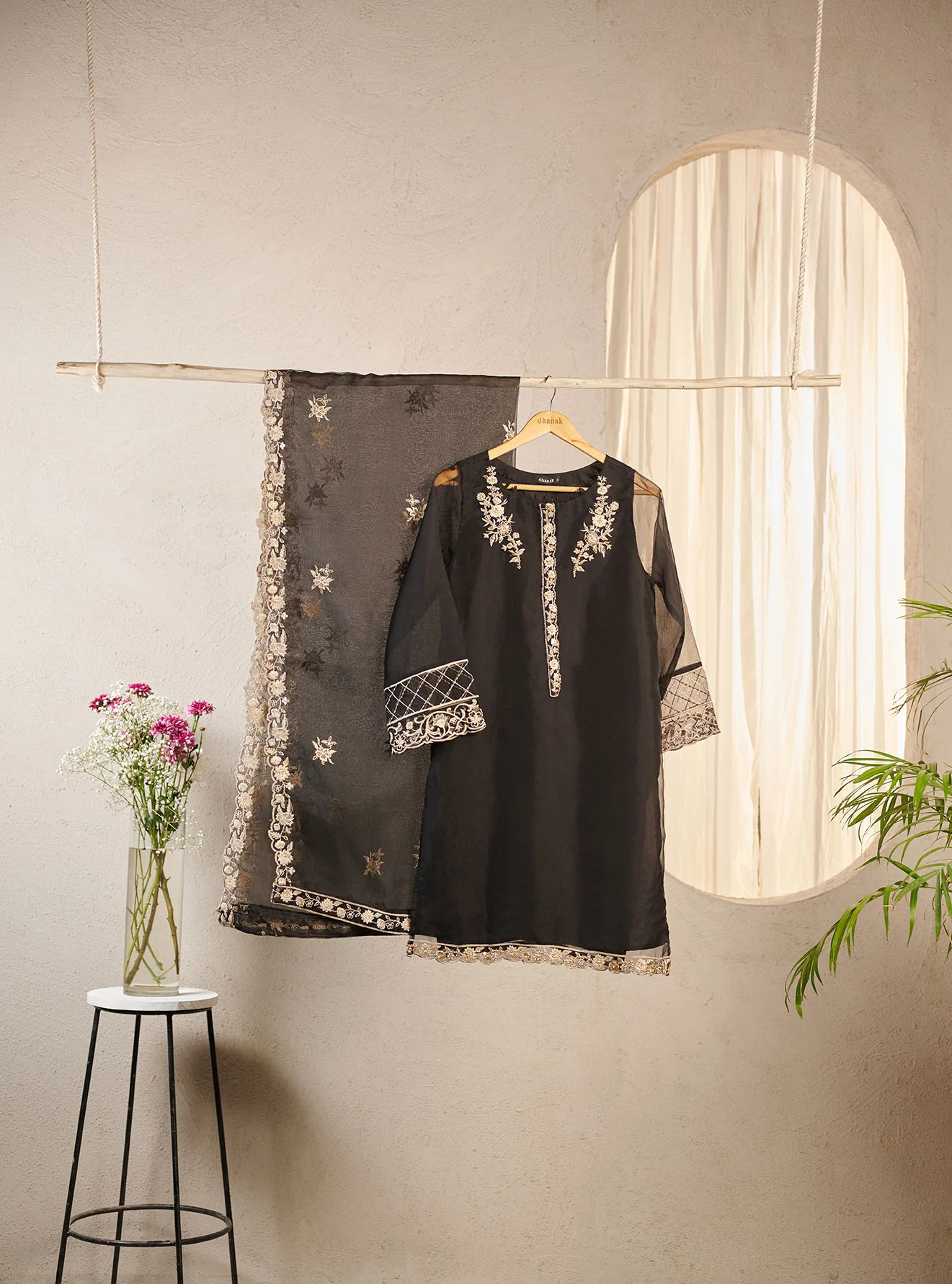 DA-2013 BLACK EMBROIDERED KURTA WITH DUPATTA - Image 3