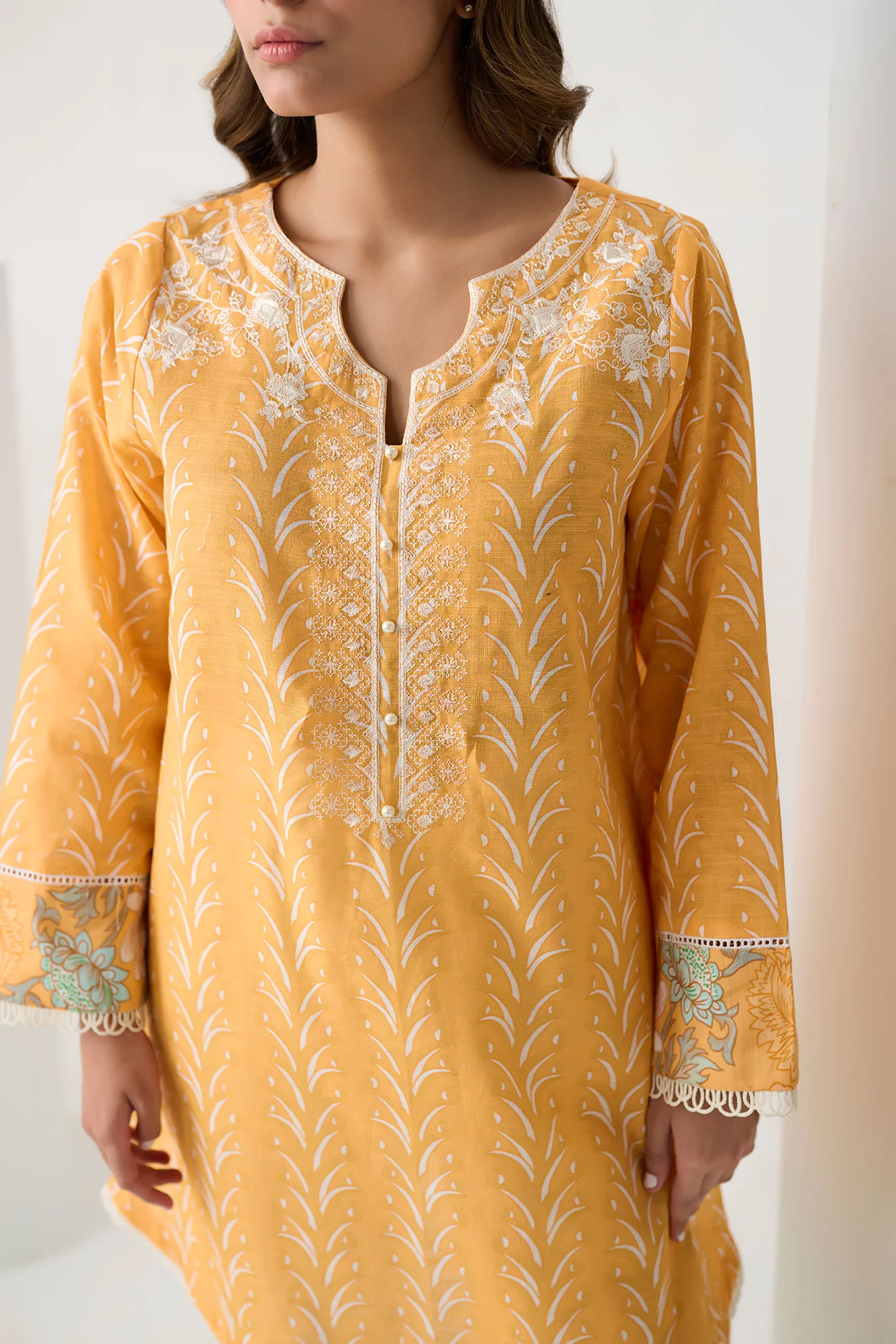 DC-0548 ORANGE EMBROIDERED KURTA - Image 3