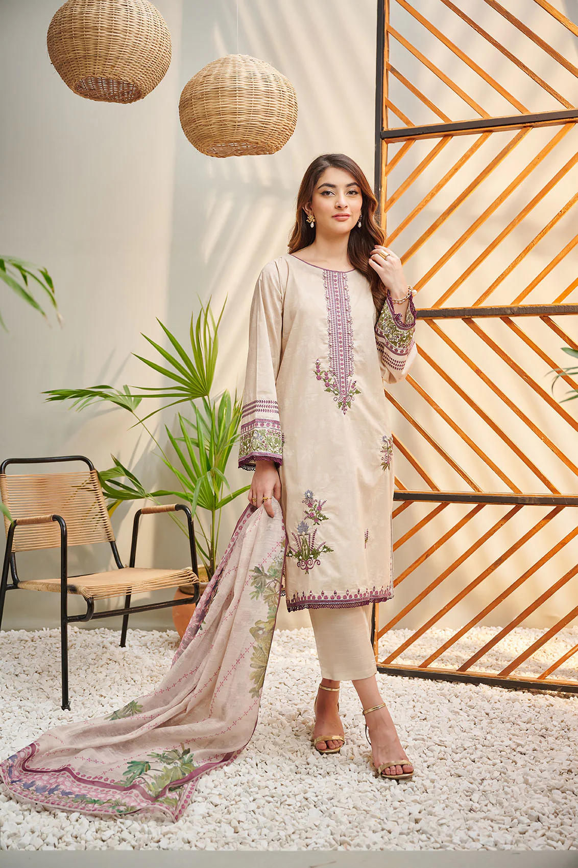 DC-2032 BEIGE 2PCS EMBROIDERED KURTA WITH DUPATTA