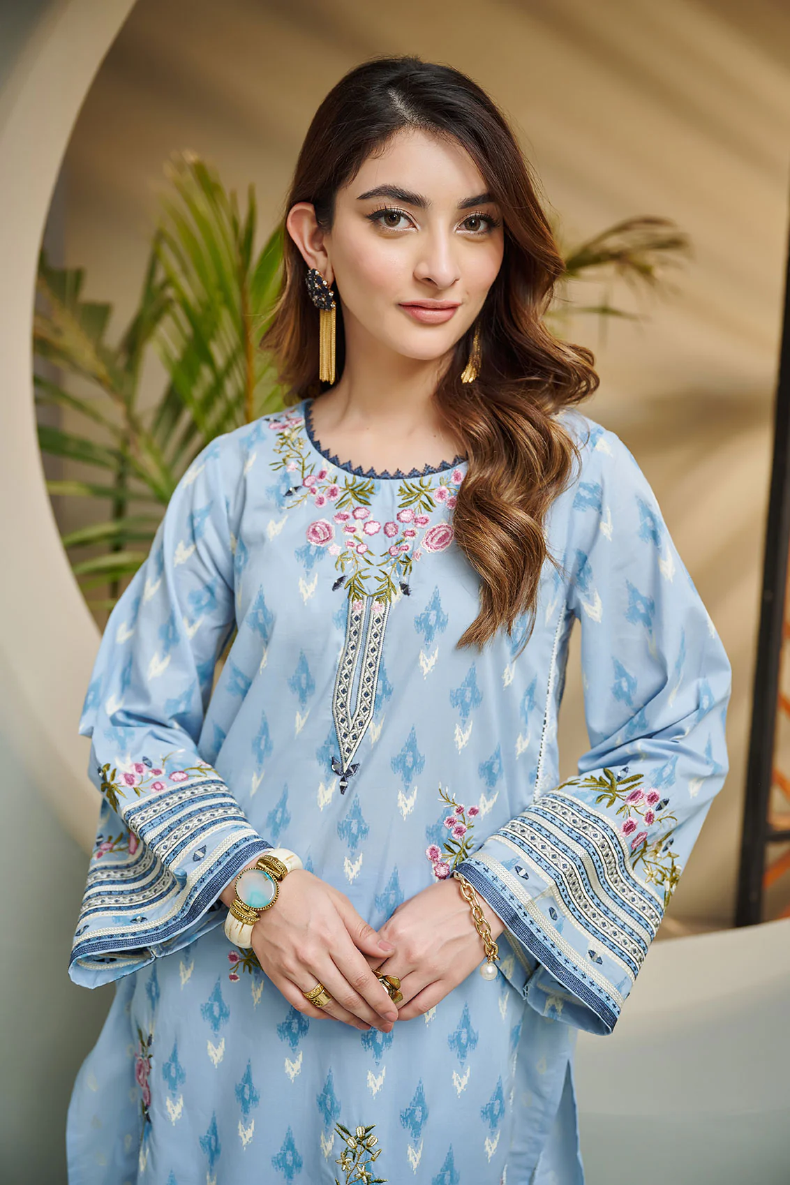 DC-2042 SKY BLUE 2PCS EMBROIDERED KURTA WITH TROUSER - Image 2