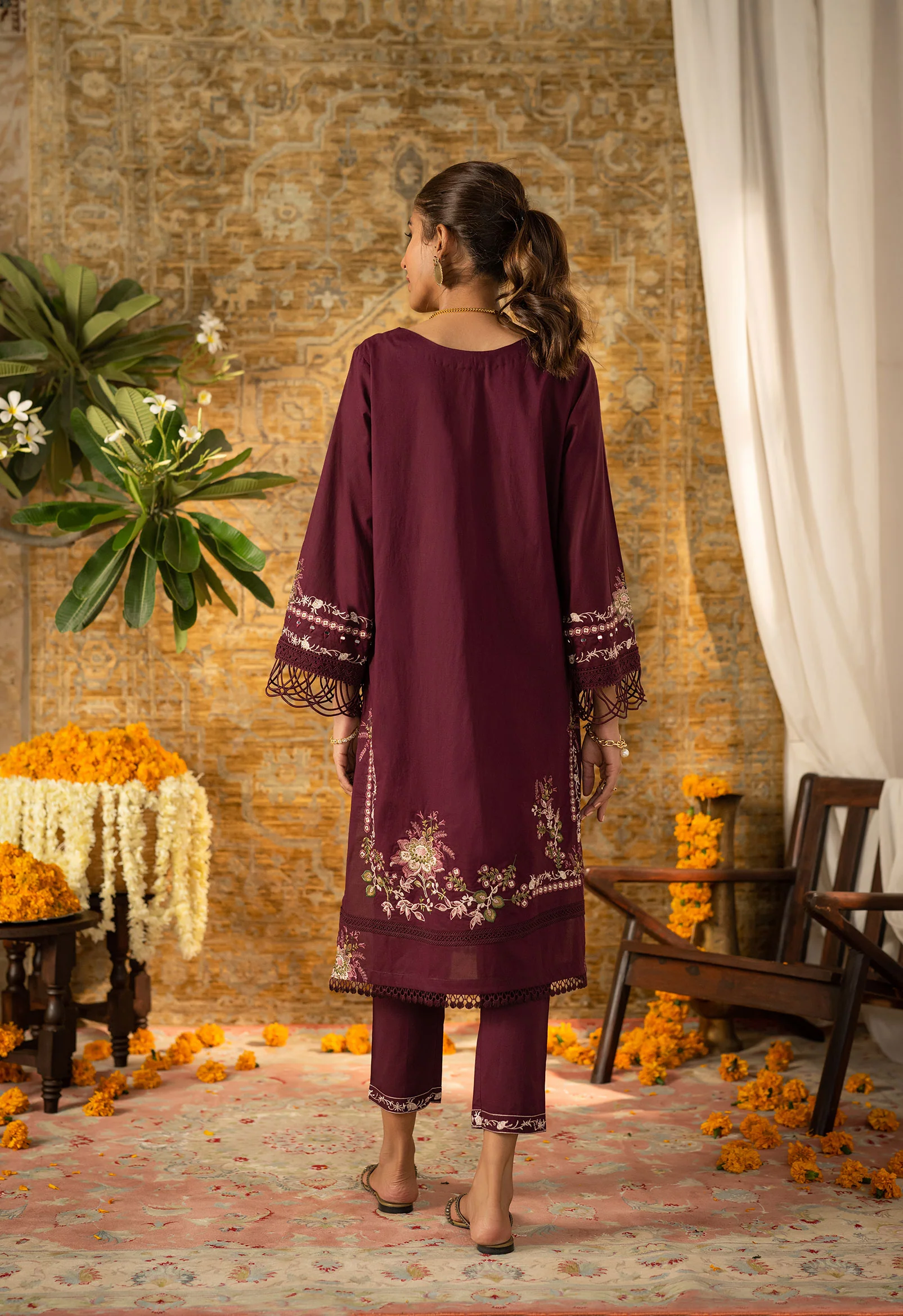 DC-2063 PURPLE 2PCS  EMBROIDERED KURTA WITH TROUSER - Image 3