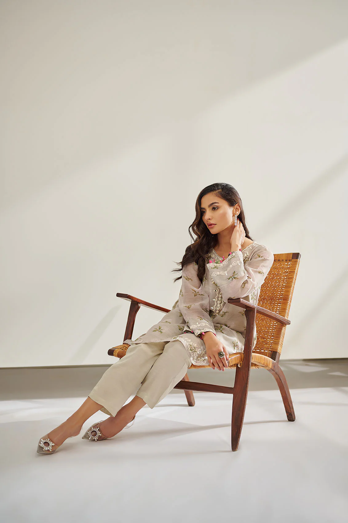 DC-0390 BEIGE 2PCS  EMBROIDERED KURTA WITH TROUSER - Image 5