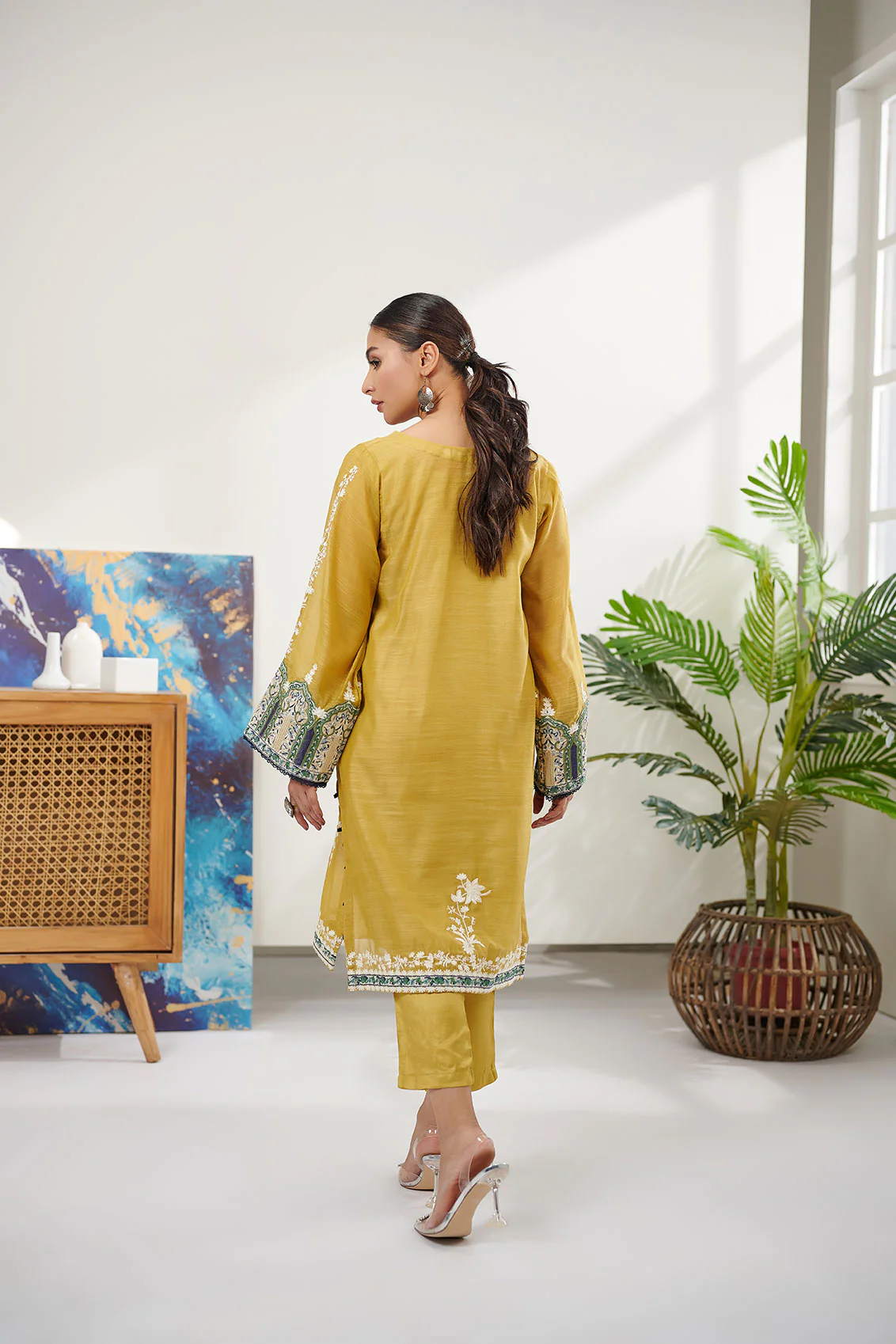 DC-0411 GREEN 2PCS  EMBROIDERED KURTA WITH TROUSER - Image 4