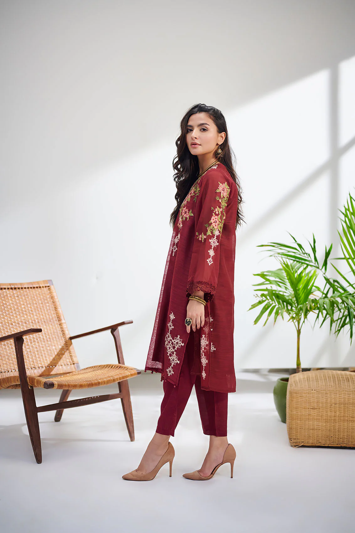 DC-0414 MAROON 2PCS  EMBROIDERED KURTA WITH TROUSER - Image 2