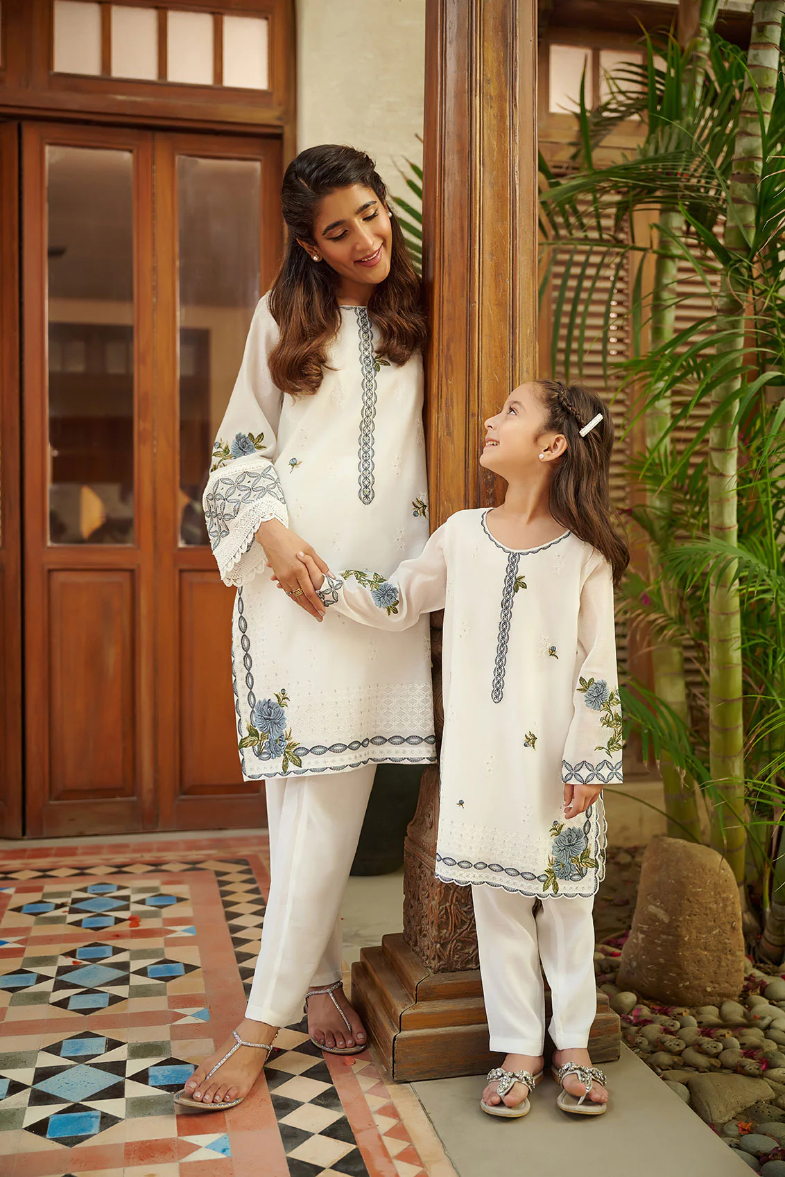 DK-0130 WHITE 2PCs - Image 6