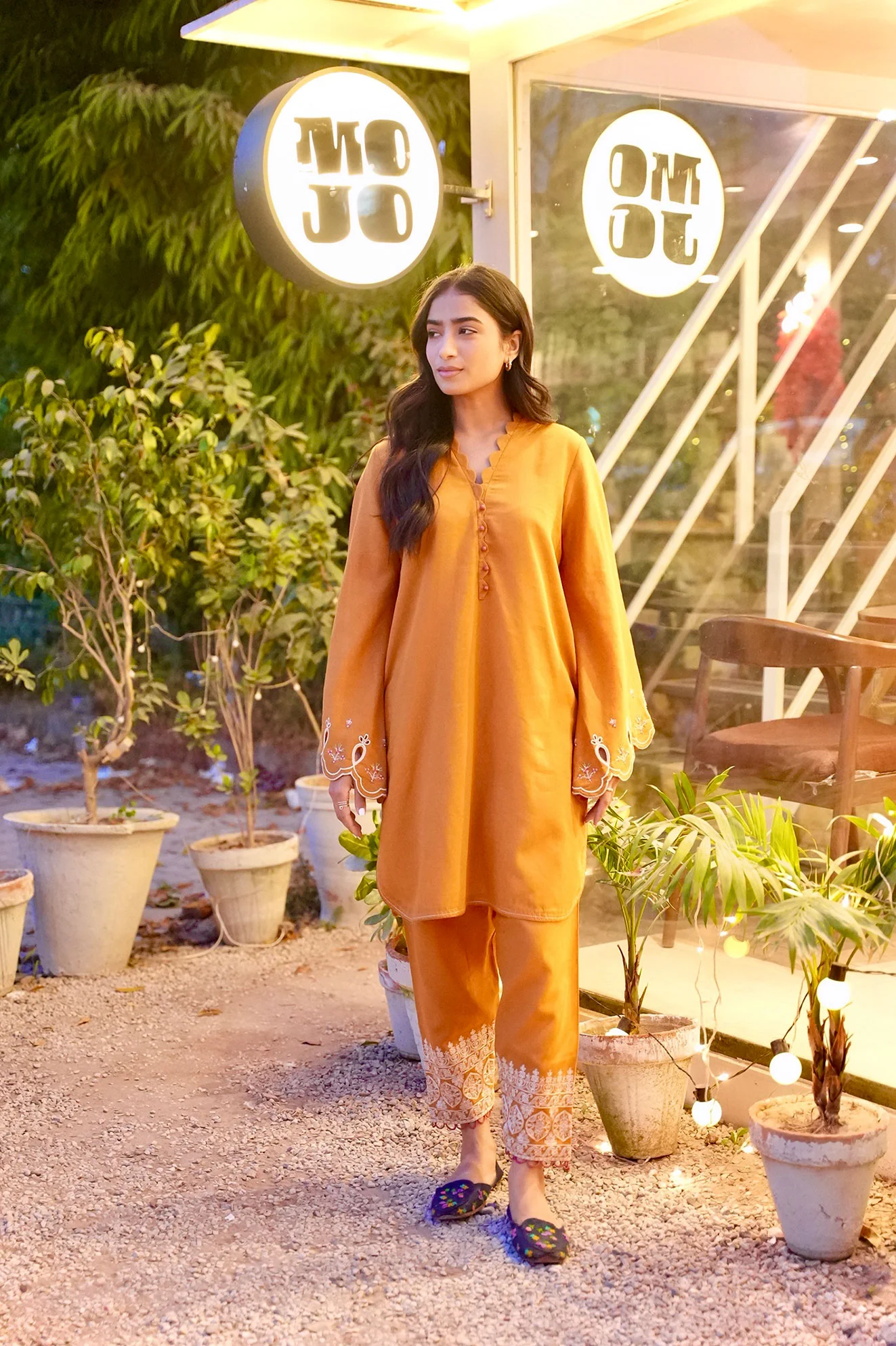 FW25DC-2881 MUSTARD 2PCS EMBROIDERED KURTA WITH TROUSER - Image 4