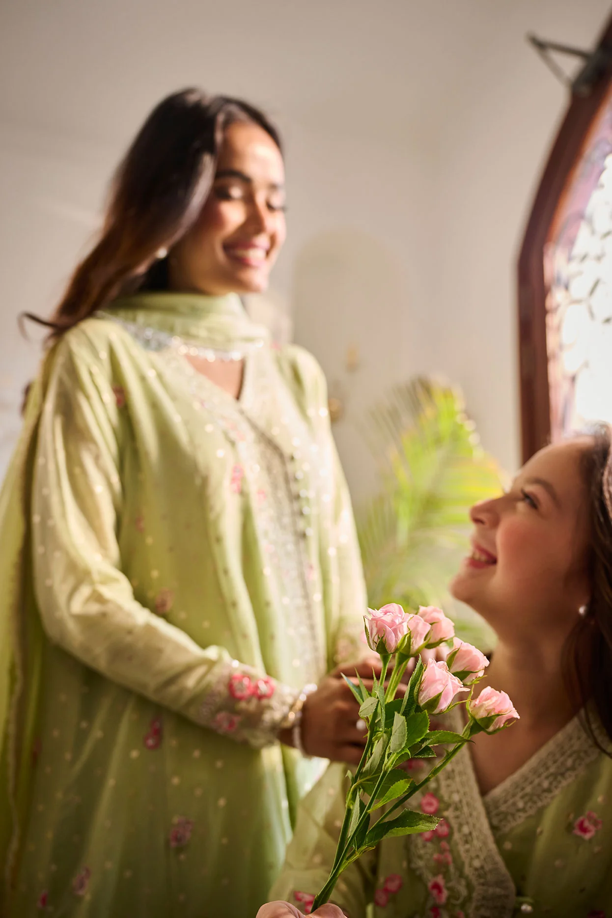 SS24DA-2378 LIGHT GREEN 2PCS EMBROIDERED KURTA WITH TROUSER - Image 5