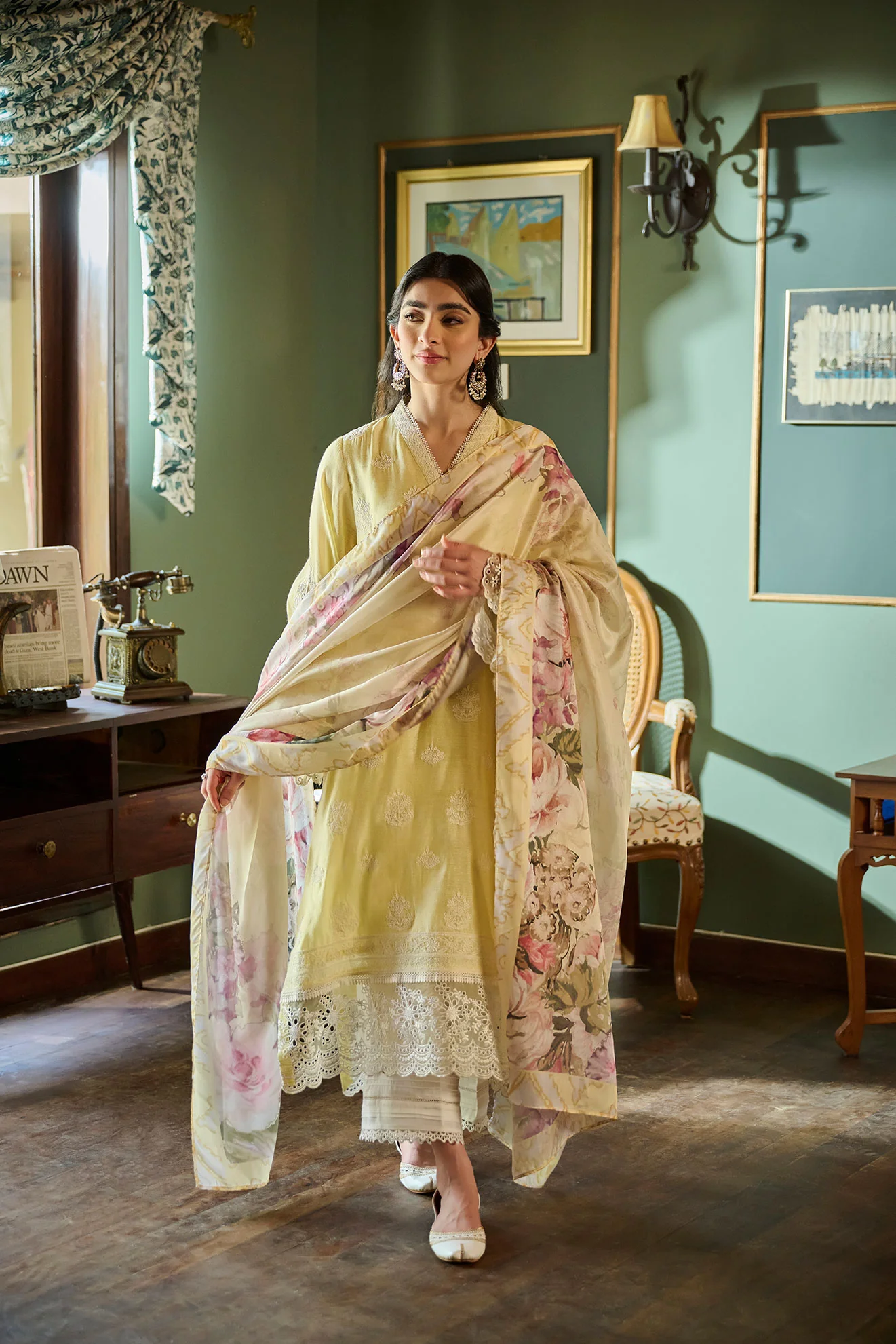 SS24DA-2389 LEMON YELLOW 2PCS EMBROIDERED KURTA WITH TROUSER - Image 2