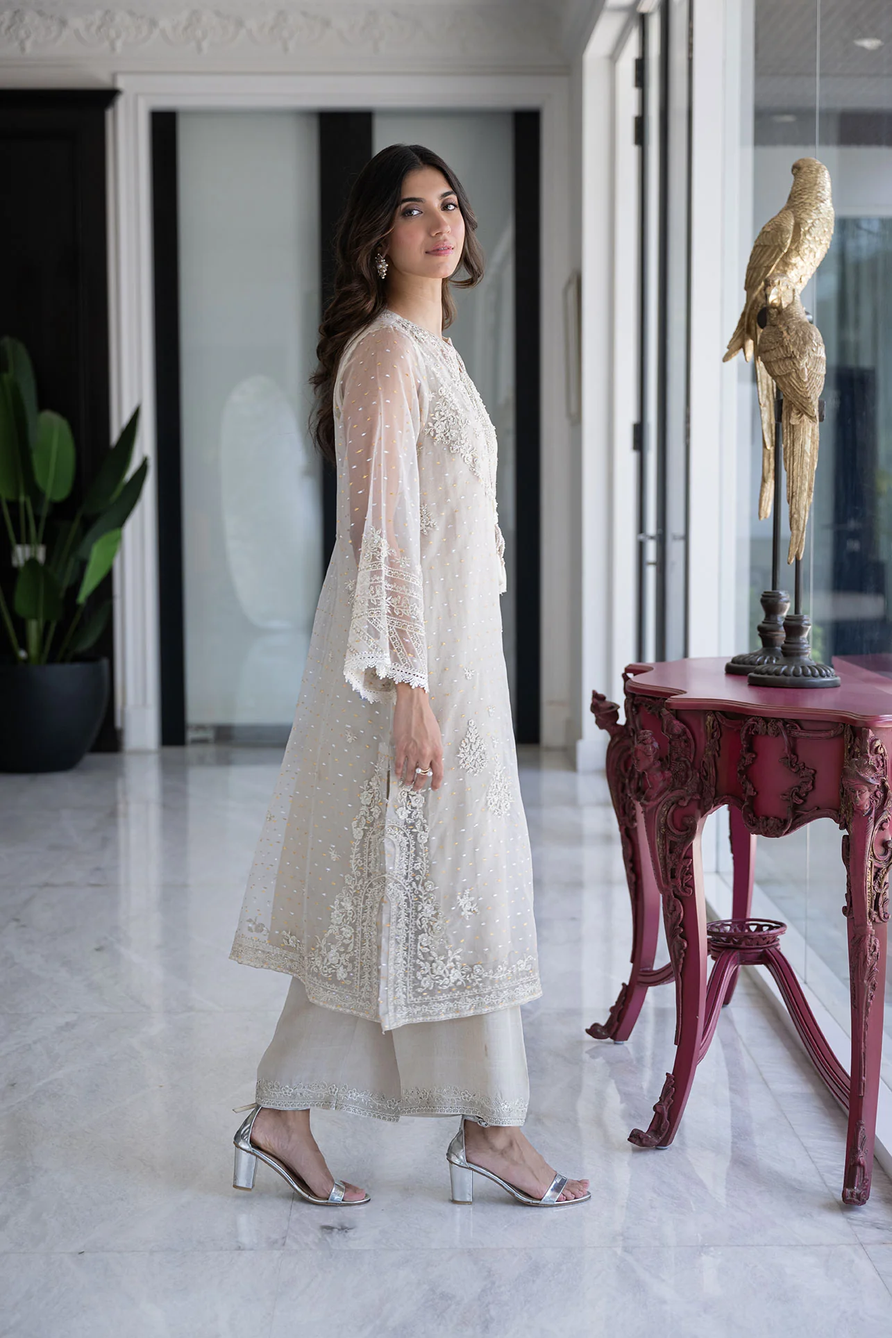 SS24DA-2432 OFF WHITE 2PCS  EMBROIDERED KURTA WITH TROUSER - Image 3