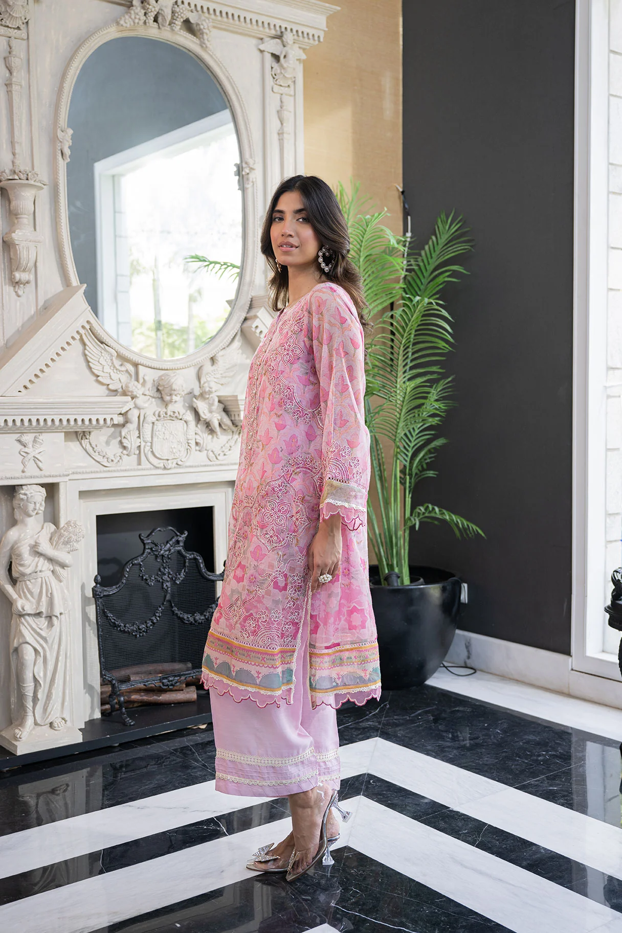 SS24DA-2433 PINK 2PCS  EMBROIDERED KURTA WITH TROUSER - Image 5