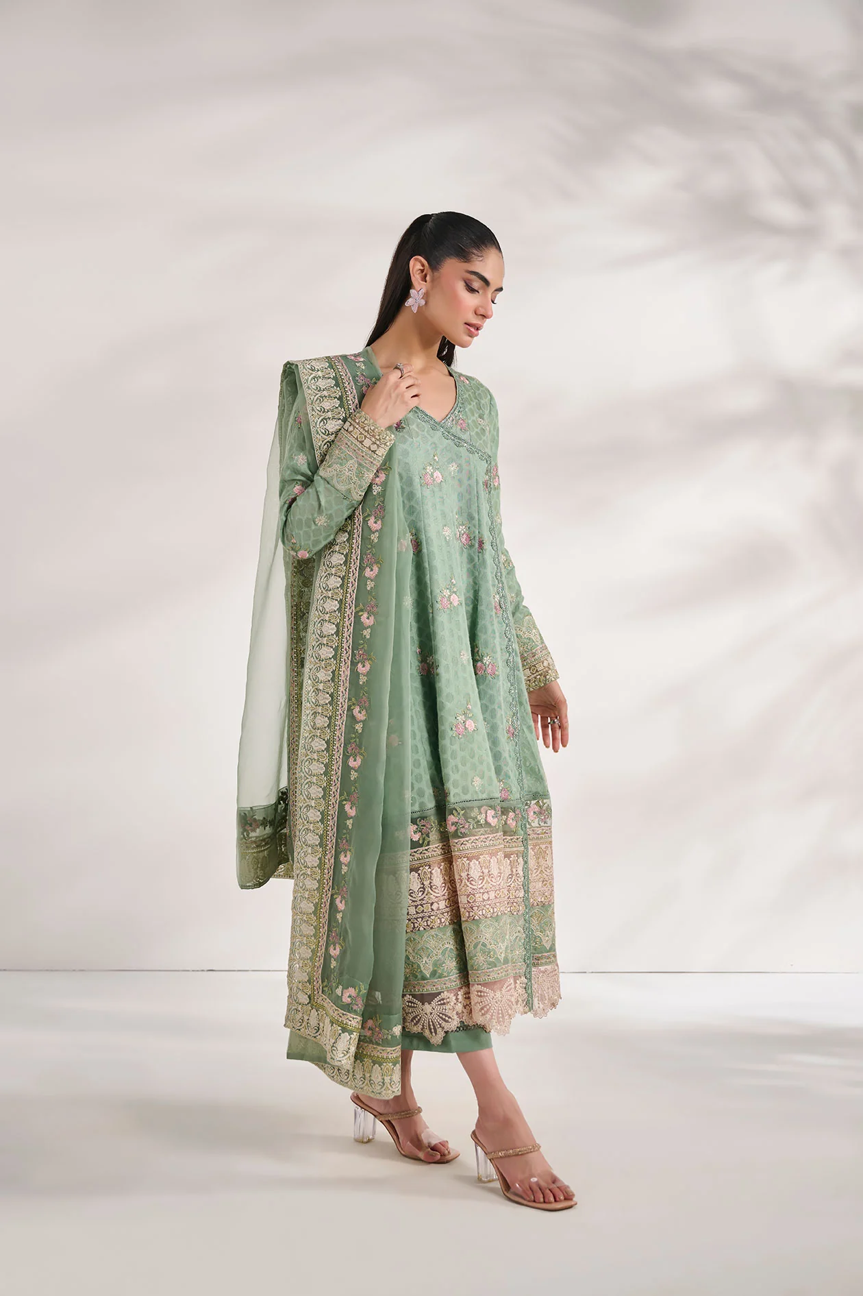 SS24DA-2473 GREEN 2PCS EMBROIDERED KURTA WITH TROUSER - Image 4