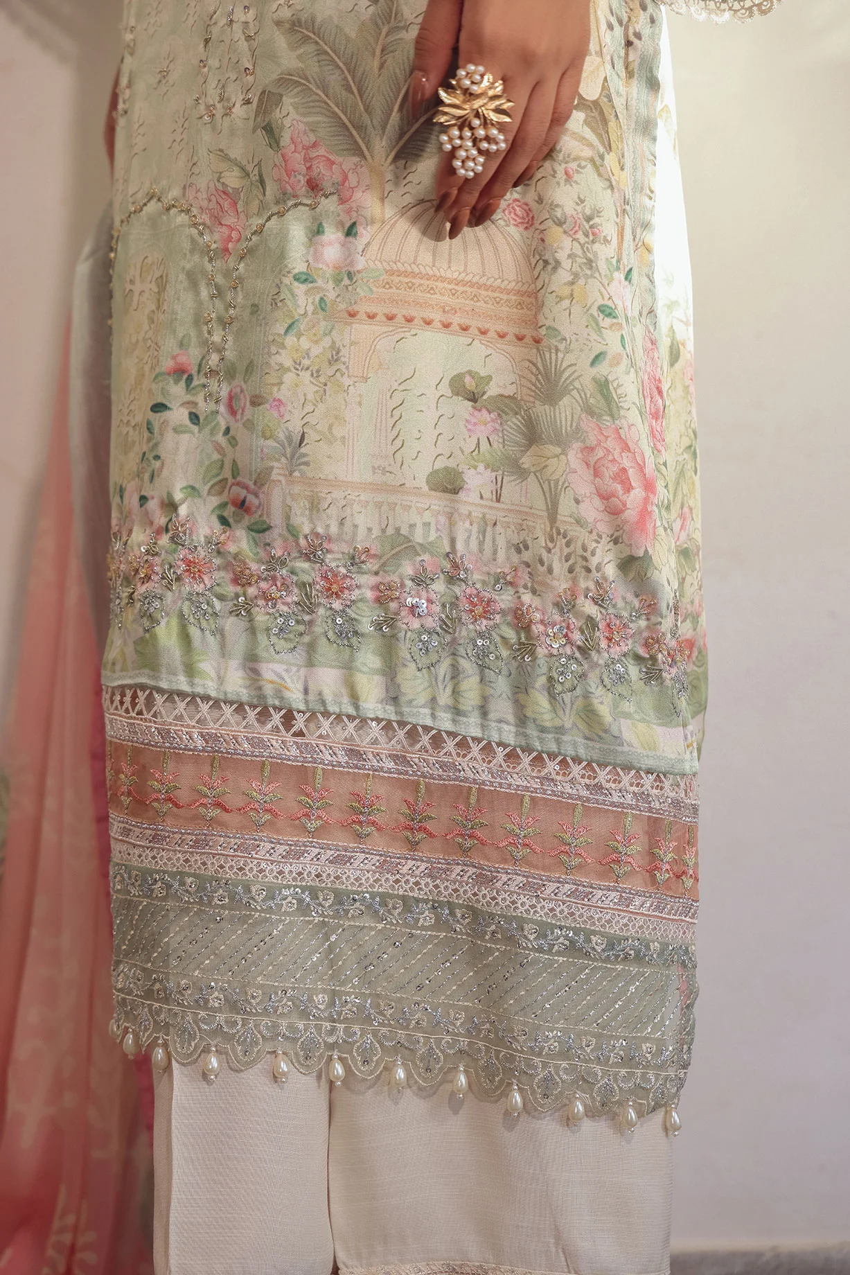SS24DA-2517 LIGHT GREEN 2PCS HAND EMBELLISHED SHIRT WITH TROUSER - Image 5