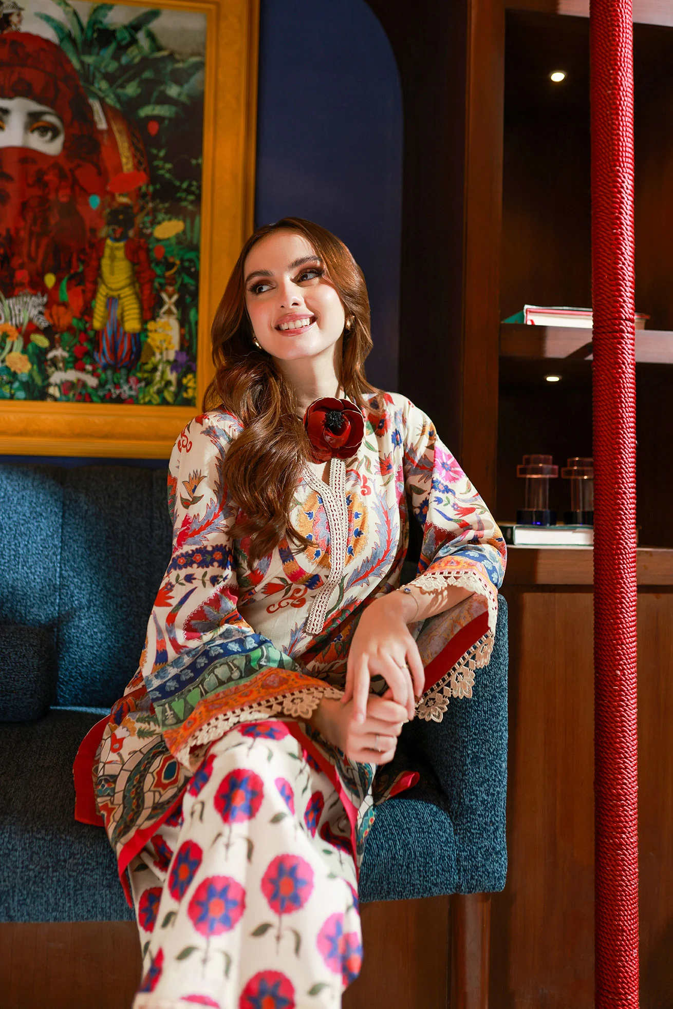 SS24DC-2539 OFF WHITE LAWN 2PCS PRINTED KURTA WITH TROUSER - Image 3