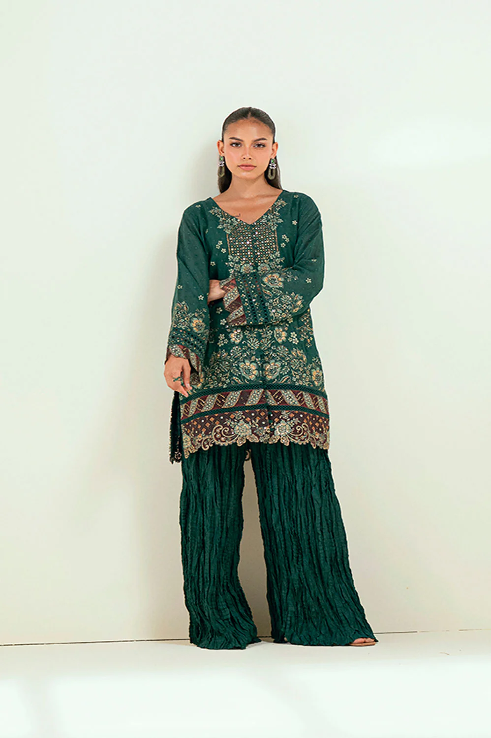 SS25DA-2696 DARK GREEN 2PCS EMBROIDERED KURTA WITH TROUSER - Image 4