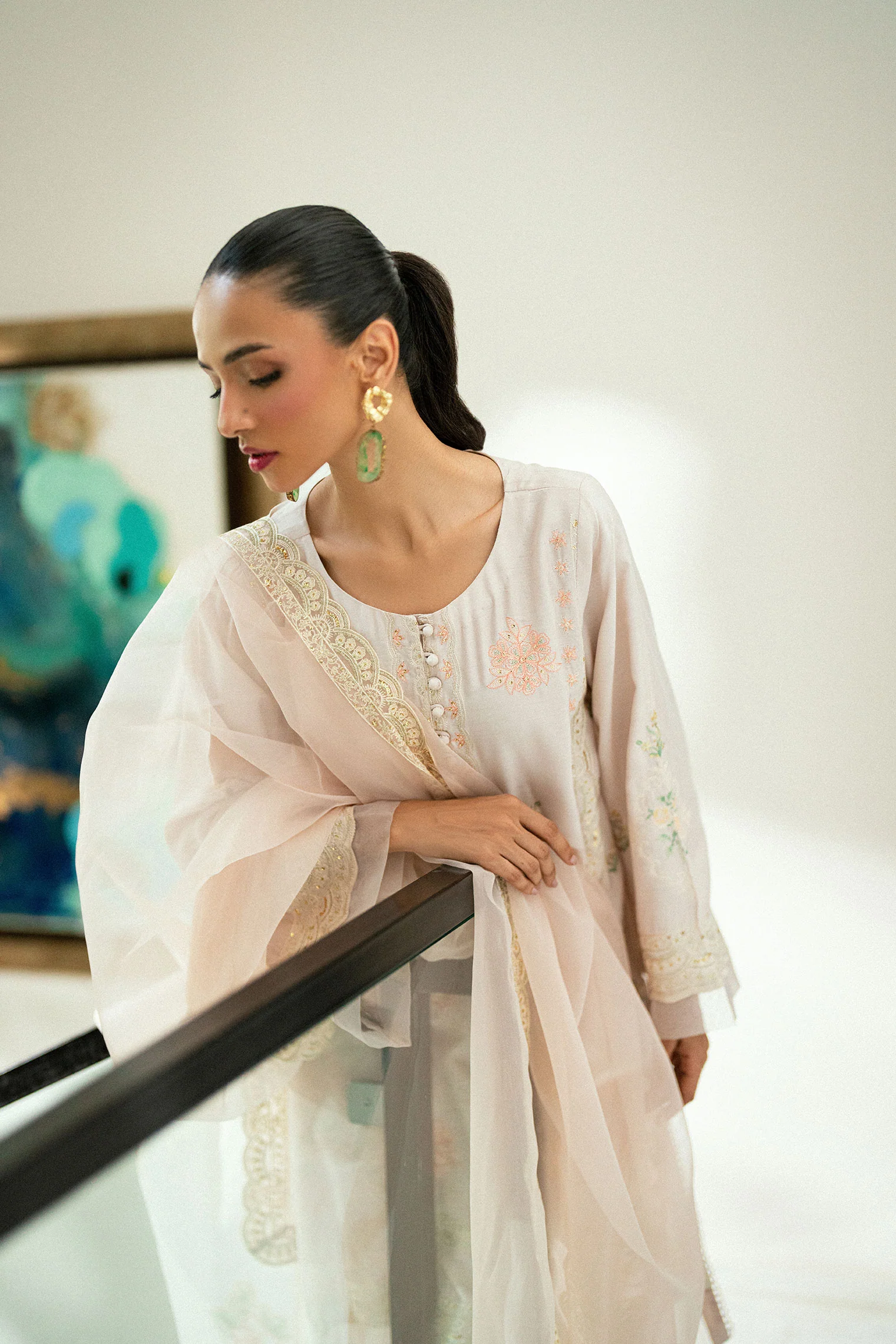 SS25DA-2735 T-PINK 2PCS EMBROIDERED KURTA WITH TROUSER - Image 4