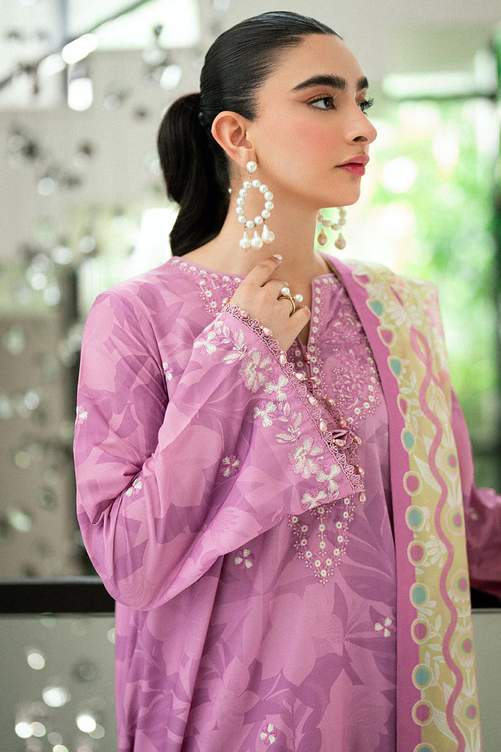 SS25DA-2746 LILAC 2PCS EMBROIDERED KURTA WITH TROUSER - Image 5
