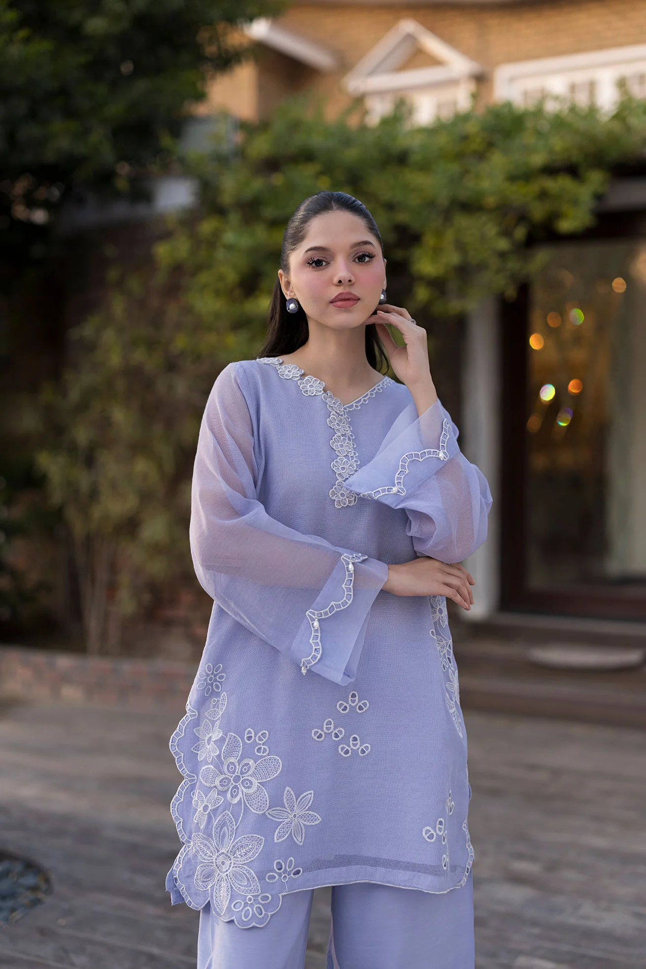 SS25DA-2769 LAVENDER 2PCS EMBROIDERED KURTA WITH TROUSER - Image 4