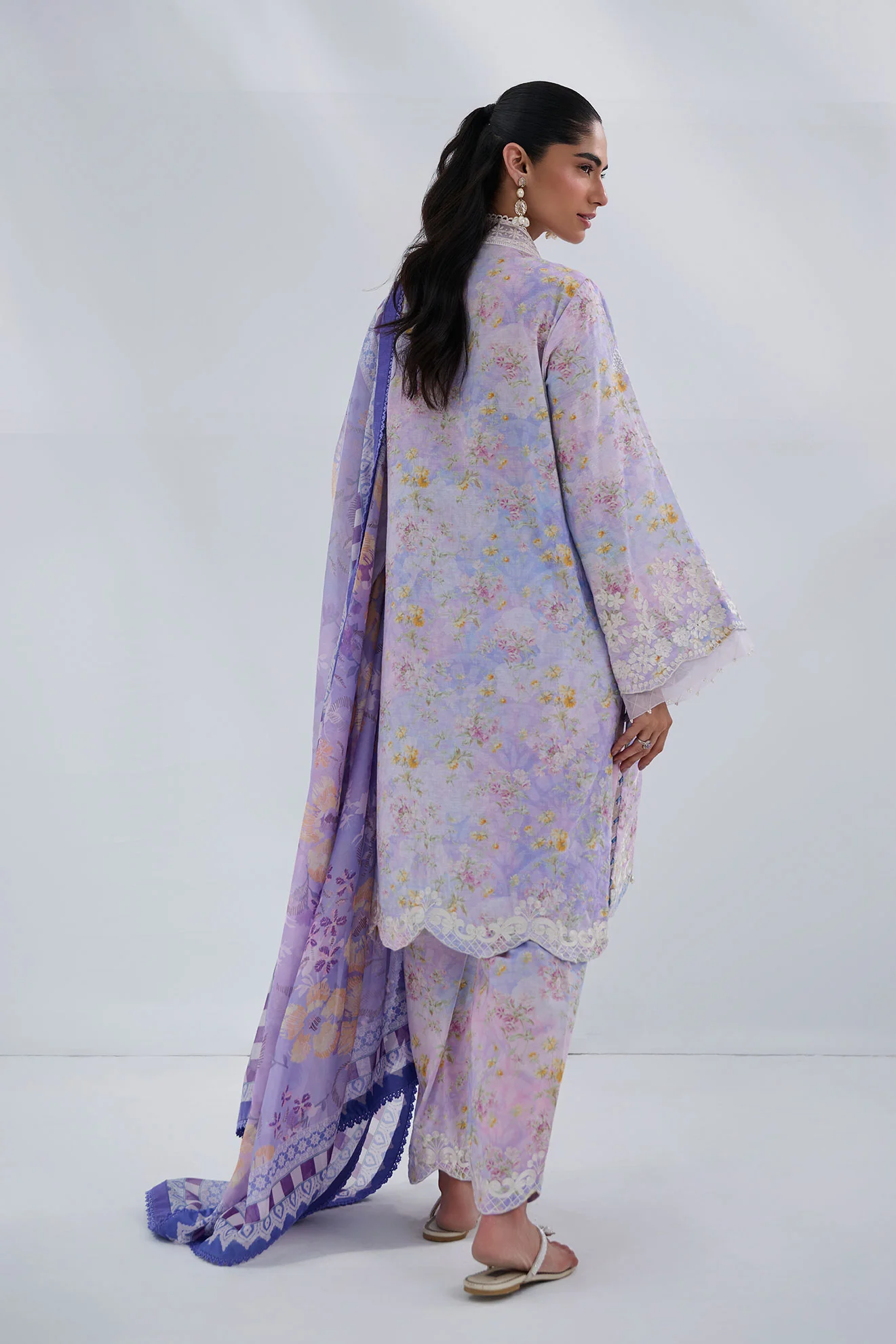 SS25DC-2556 PURPLE COTTON JACQUARD 2PCS EMBROIDERED KURTA WITH TROUSER - Image 3