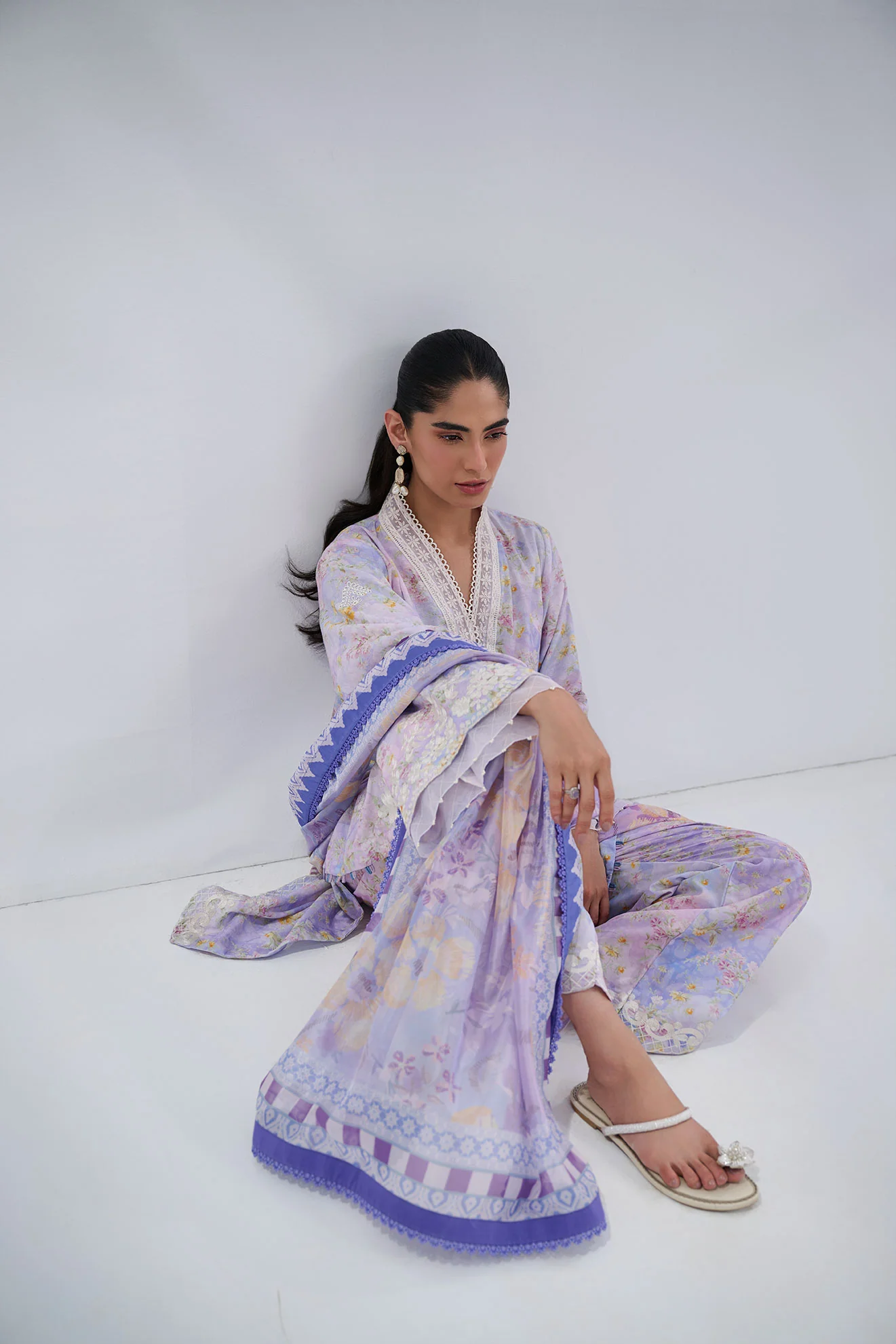 SS25DC-2556 PURPLE COTTON JACQUARD 2PCS EMBROIDERED KURTA WITH TROUSER - Image 4