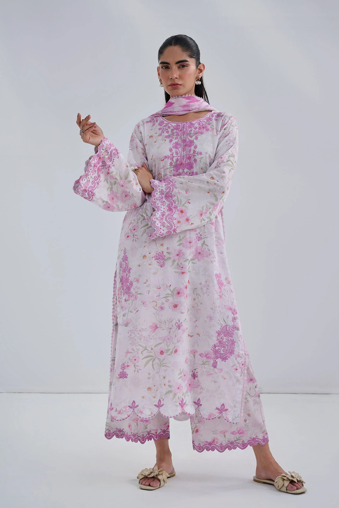 SS25DC-2557 PINK COTTON JACQUARD 2PCS EMBROIDERED KURTA WITH TROUSER - Image 4
