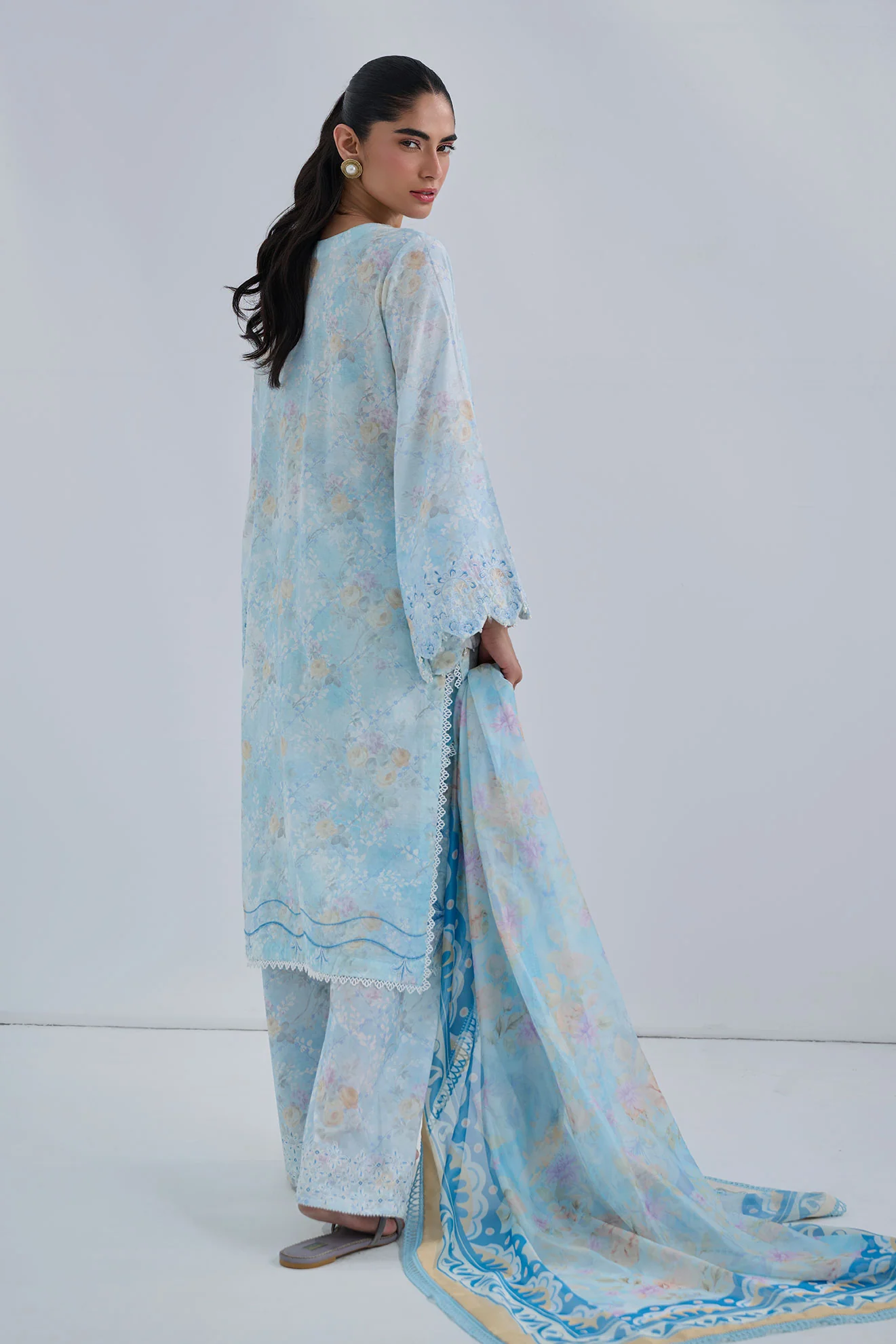 SS25DC-2560 SKY BLUE COTTON JACQUARD 2PCS EMBROIDERED KURTA WITH TROUSER - Image 3
