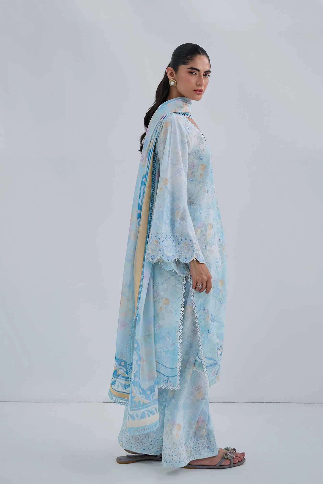 SS25DC-2560 SKY BLUE COTTON JACQUARD 2PCS EMBROIDERED KURTA WITH TROUSER - Image 5