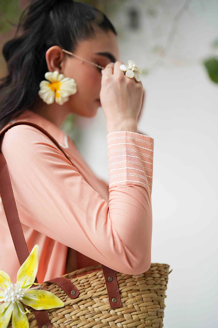 SS25DC-2573 PEACH 2PCS EMBROIDERED KURTA WITH TROUSER - Image 6