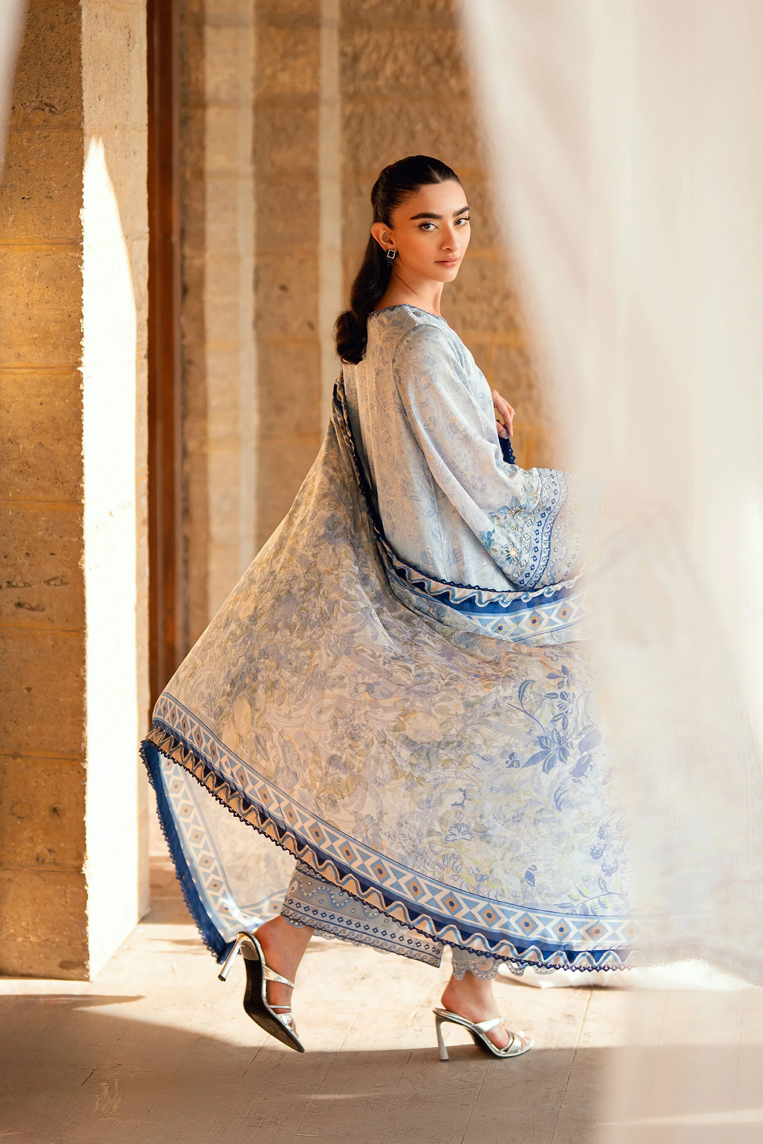 SS26DA-2891 SKY BLUE 2PCS HAND EMBELLISHED KURTA WITH TROUSER - Image 8