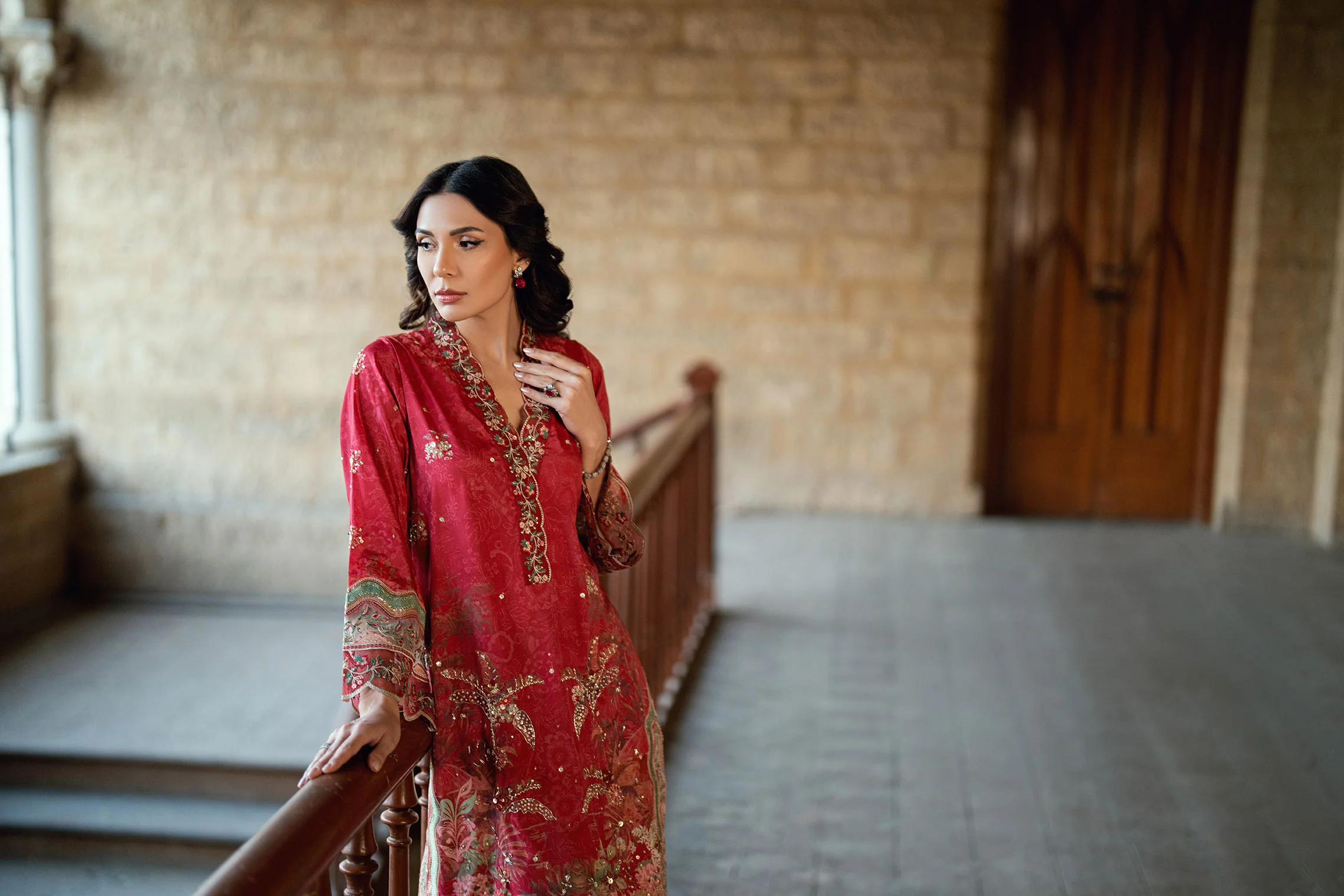 SS26DA-2895 RED 2PCS HAND EMBELLISHED KURTA WITH TROUSER - Image 10