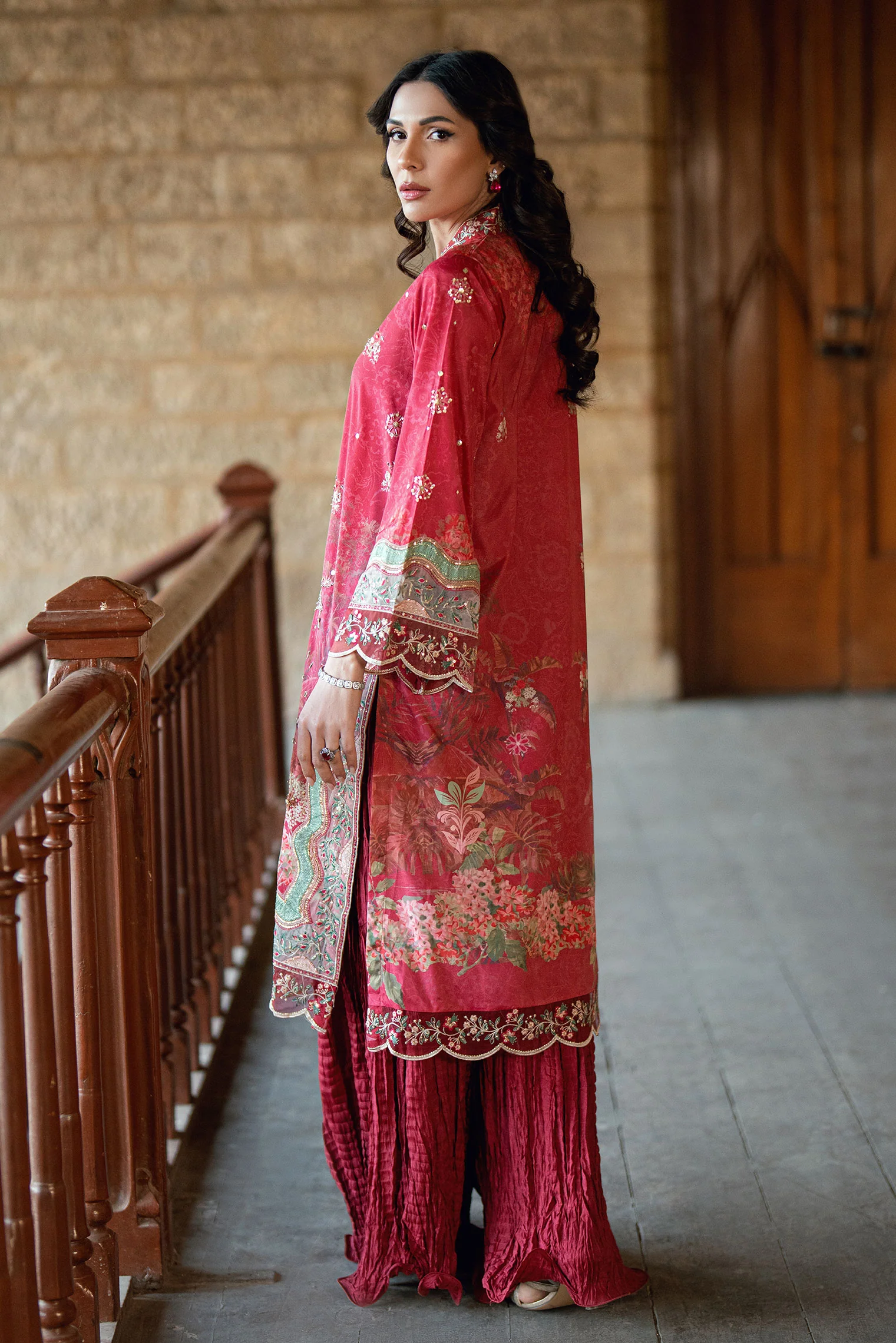 SS26DA-2895 RED 2PCS HAND EMBELLISHED KURTA WITH TROUSER - Image 4
