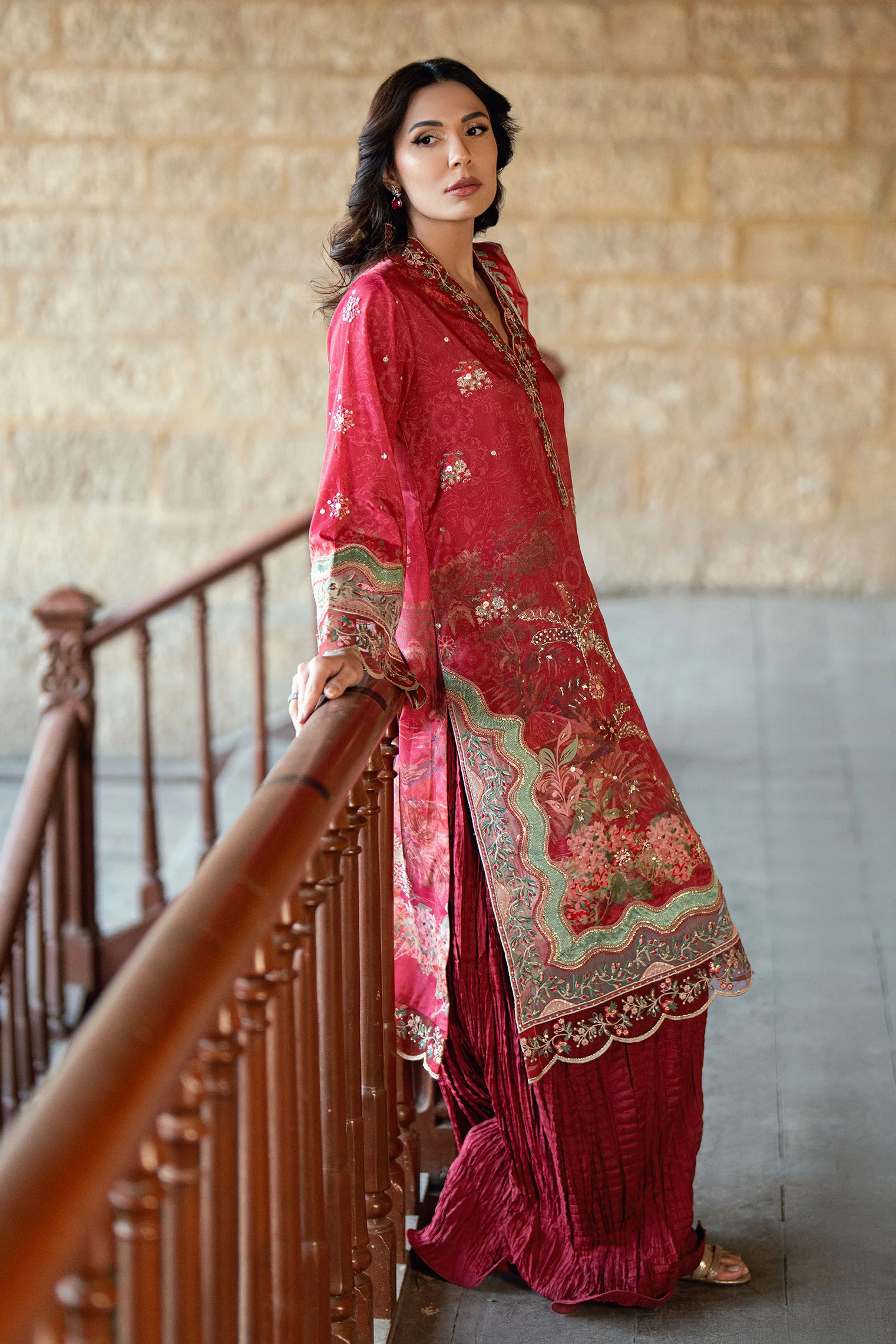 SS26DA-2895 RED 2PCS HAND EMBELLISHED KURTA WITH TROUSER - Image 7