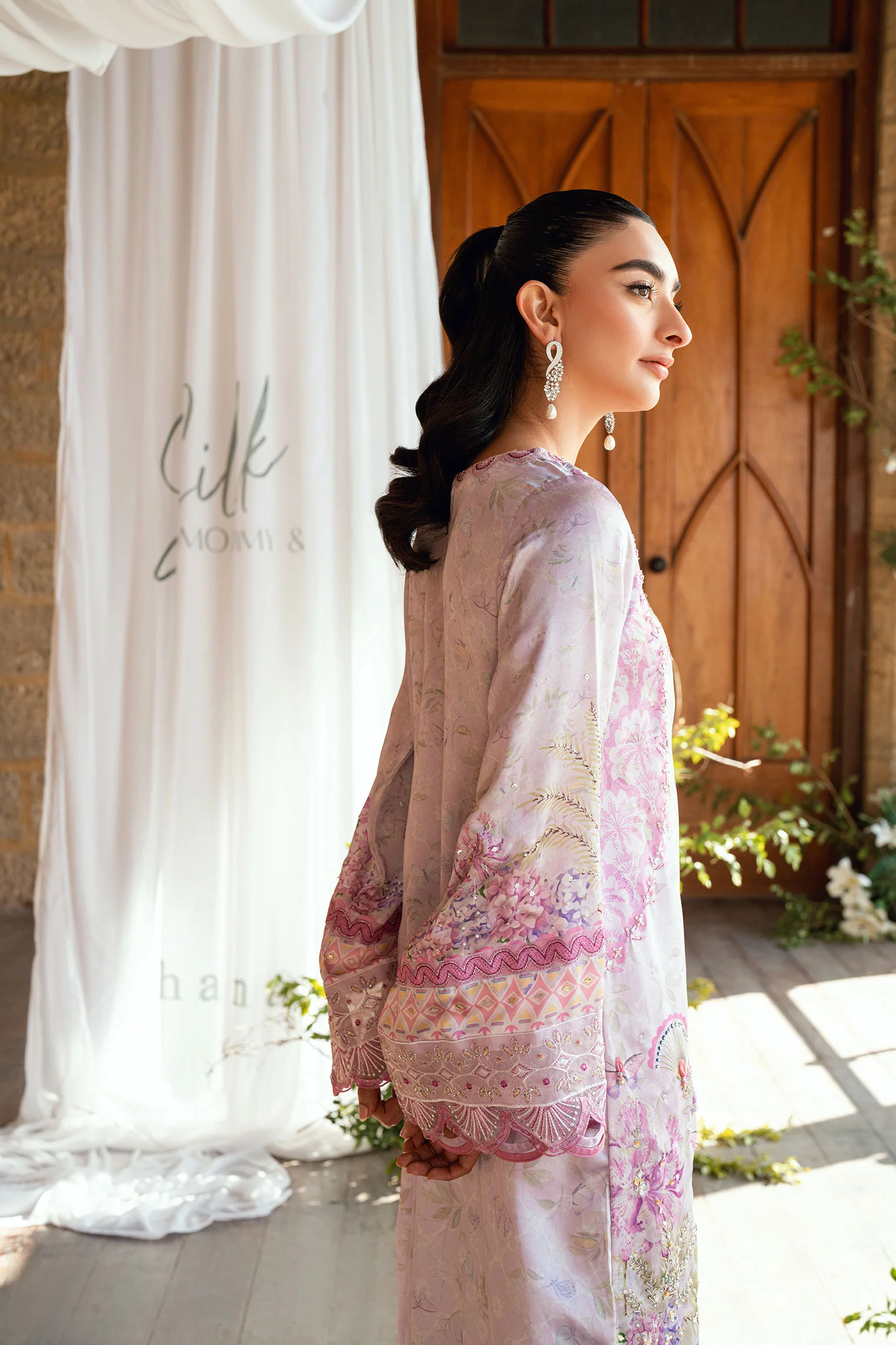 SS26DA-2896 LILAC 2PCS HAND EMBELLISHED KURTA WITH TROUSER - Image 6