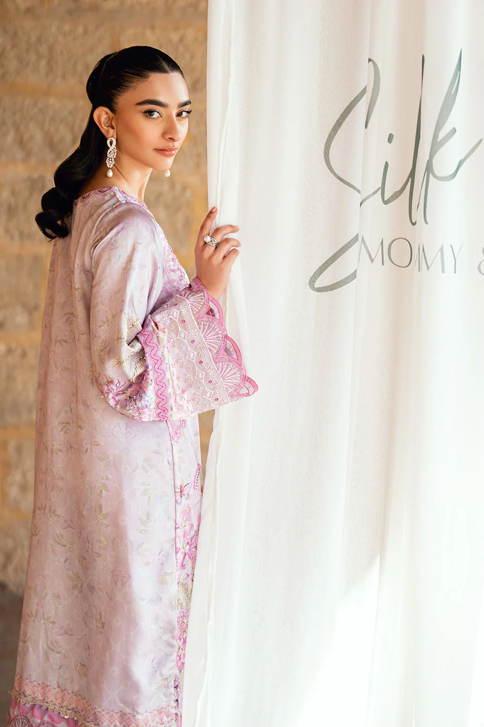 SS26DA-2896 LILAC 2PCS HAND EMBELLISHED KURTA WITH TROUSER - Image 8