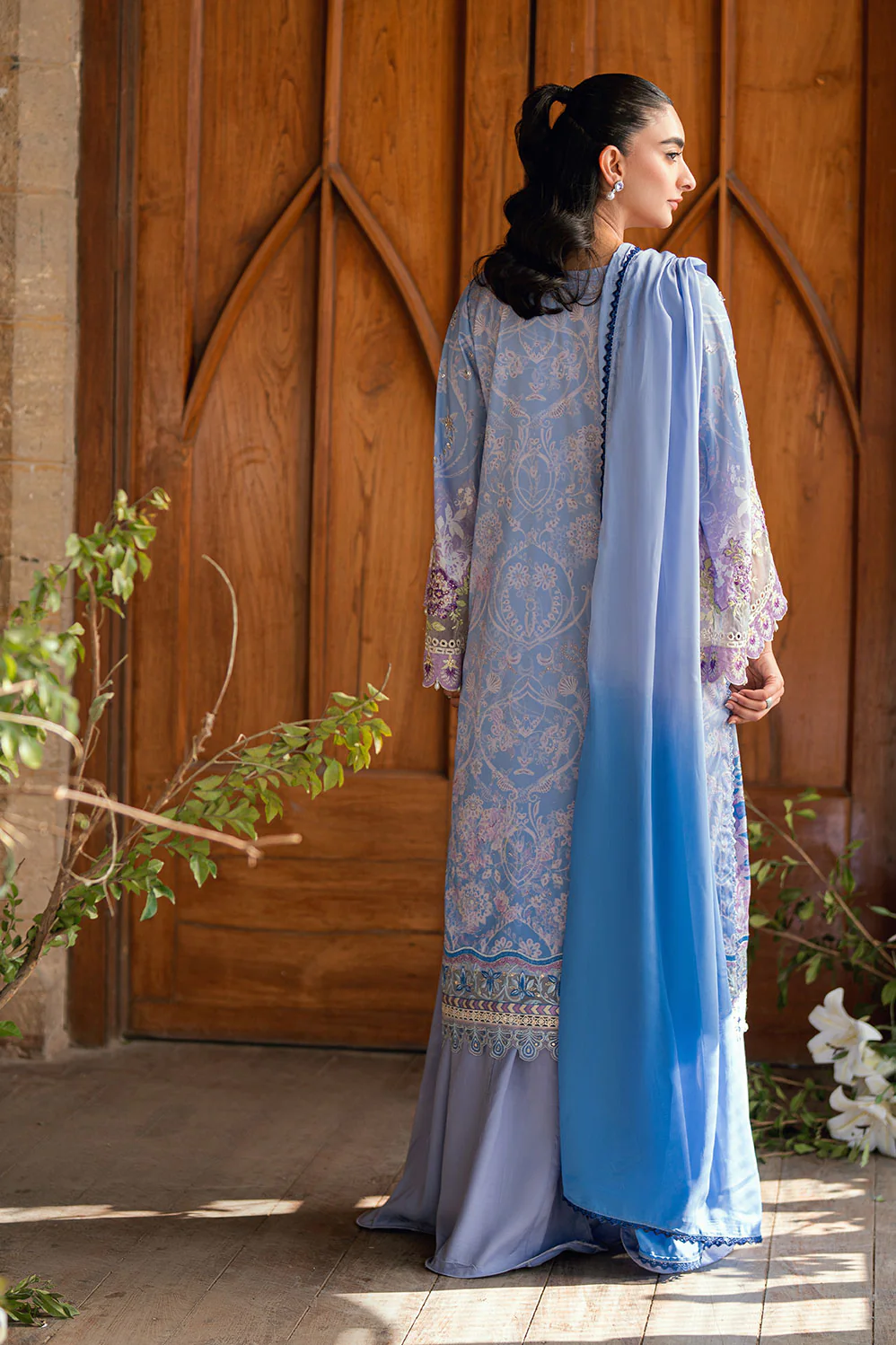 SS26DA-2897 PURPLE 2PCS HAND EMBELLISHED KURTA WITH TROUSER - Image 4