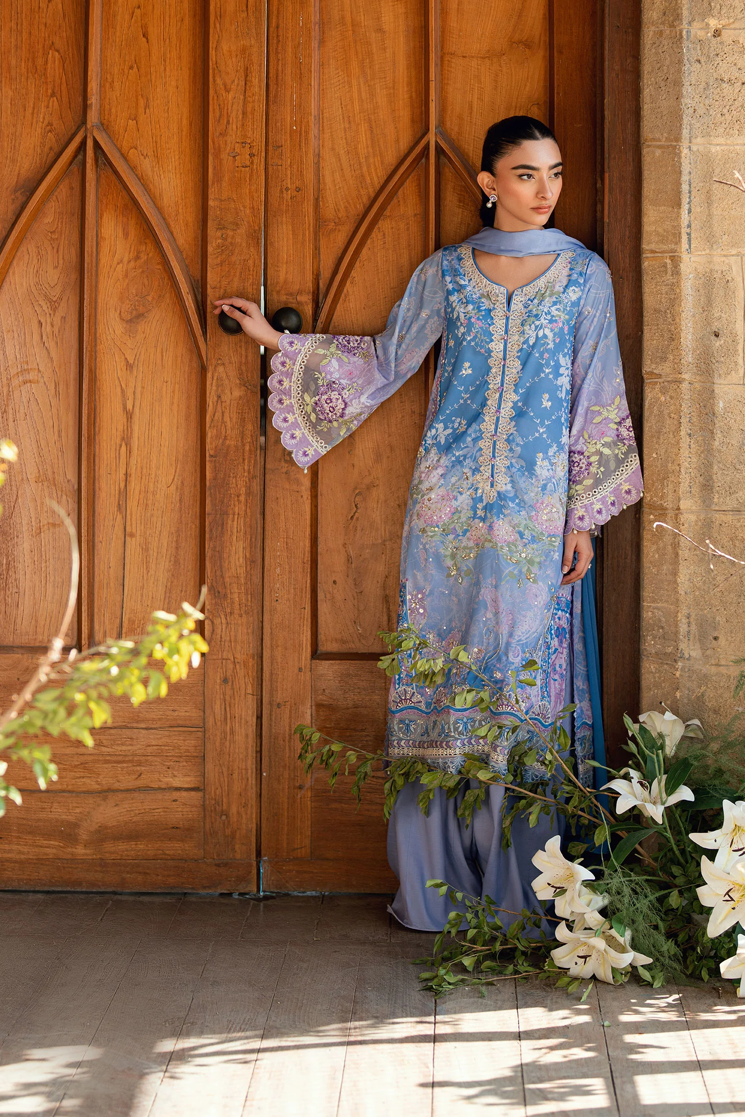 SS26DA-2897 PURPLE 2PCS HAND EMBELLISHED KURTA WITH TROUSER - Image 6