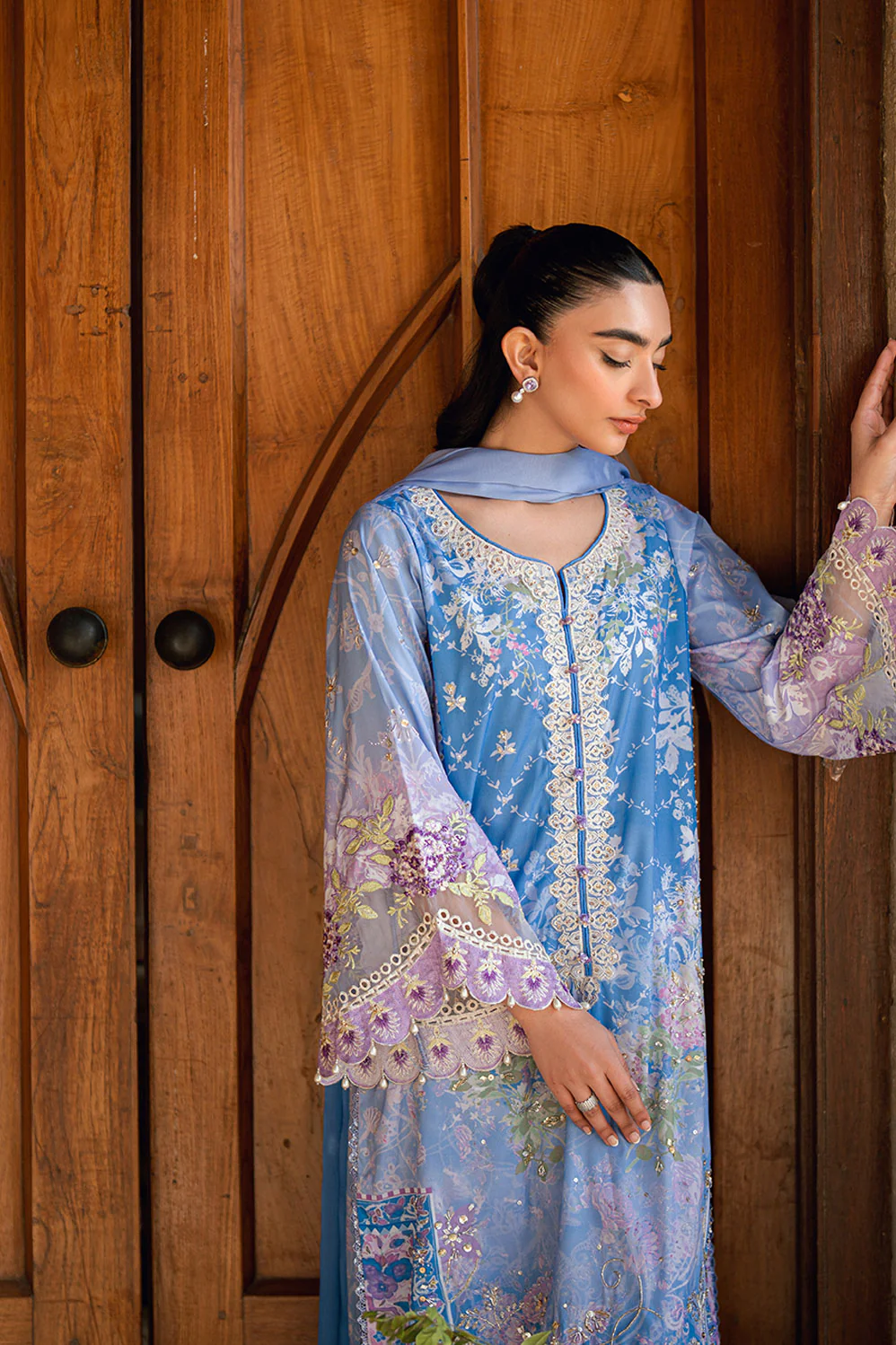 SS26DA-2897 PURPLE 2PCS HAND EMBELLISHED KURTA WITH TROUSER - Image 8
