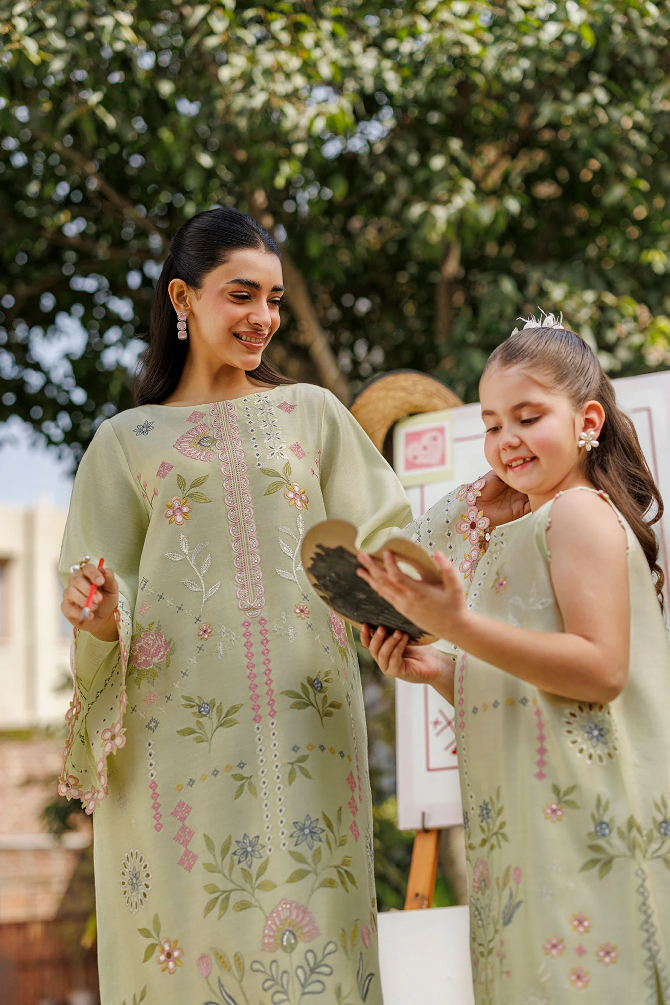 SS26DA-2904 MINT GREEN 2PCS EMBROIDERED KURTA WITH TROUSER - Image 10
