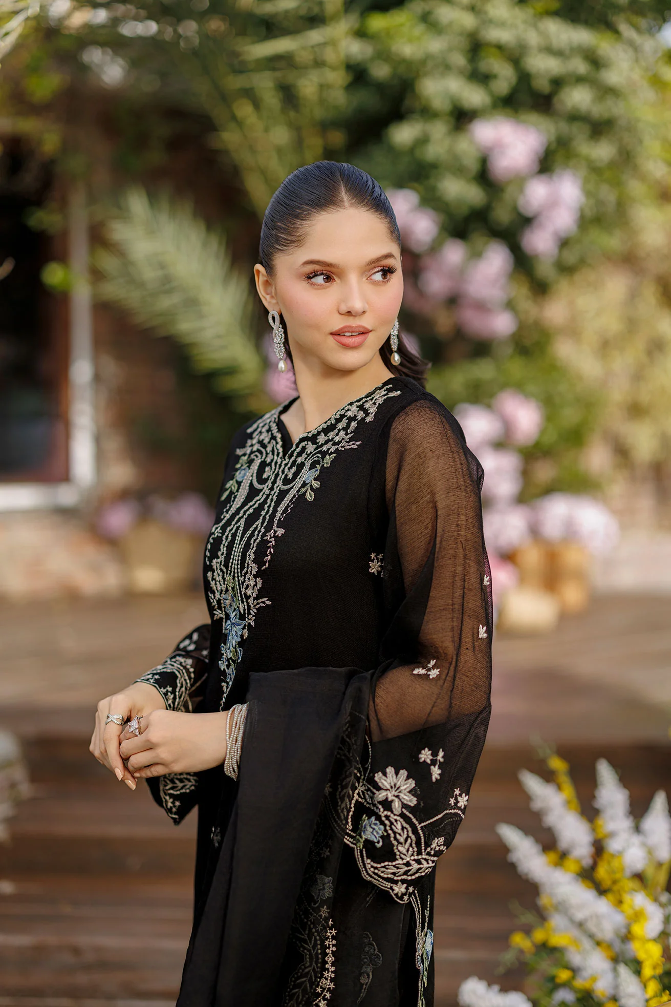 SS26DA-2905 BLACK 2PCS EMBROIDERED KURTA WITH TROUSER - Image 7