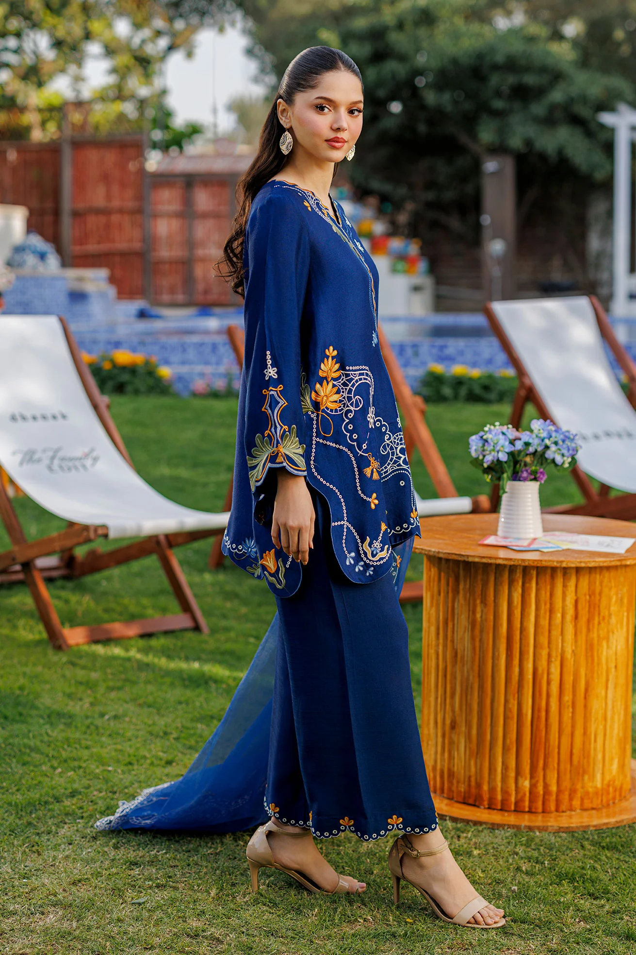 SS26DA-2907 ROYAL BLUE 2PCS EMBROIDERED KURTA WITH TROUSER - Image 5