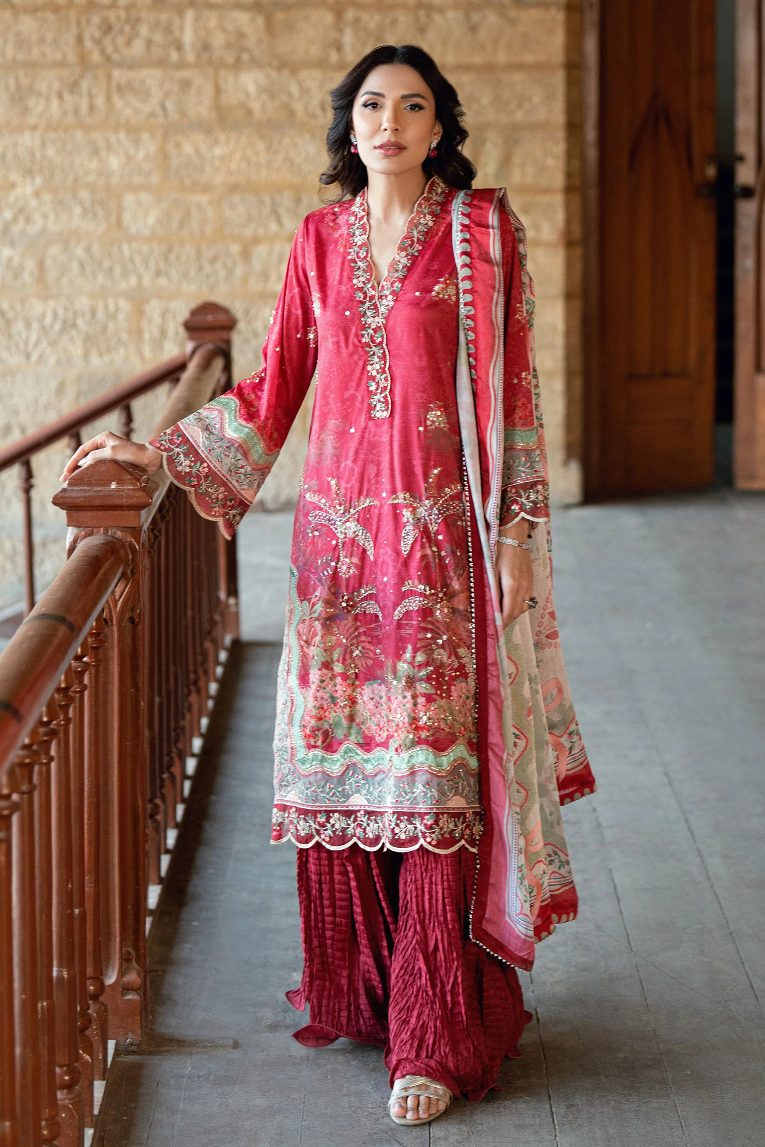 SS26DA-2895 RED 2PCS HAND EMBELLISHED KURTA WITH TROUSER - Image 9