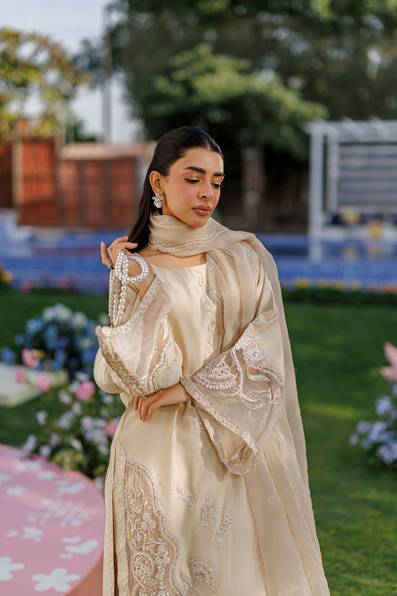 DUPATTA: SS26DD-2901  BEIGE EMBROIDED DUPATTA - Image 2