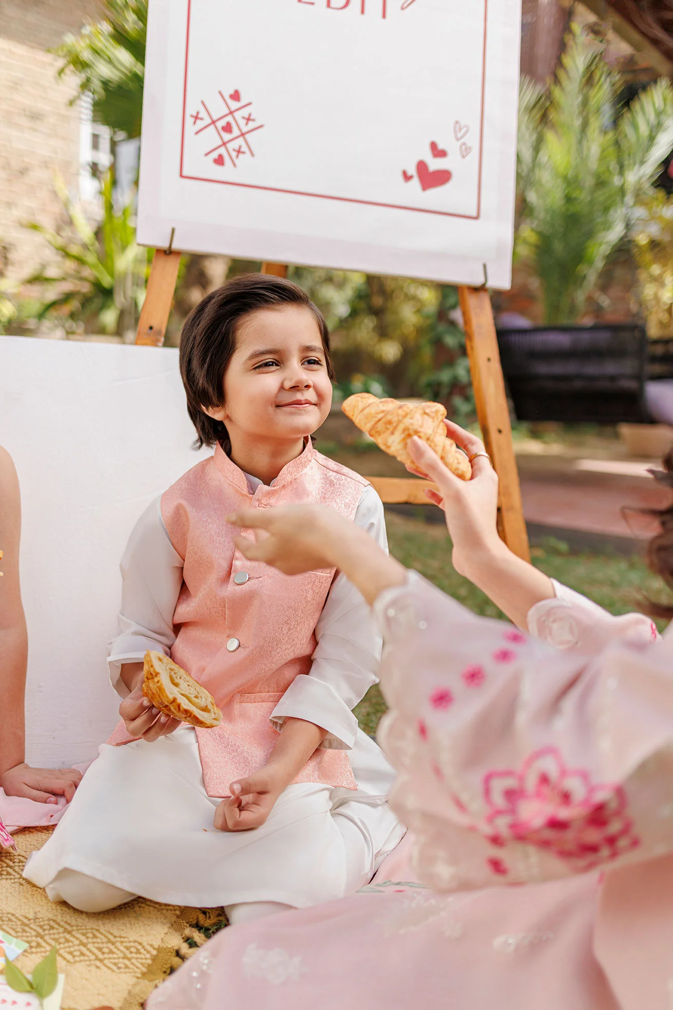 SS26DK-0224 - LIGHT PINK - KURTA ,PAJAMA & WAIST COAT - 3PCS - Image 4